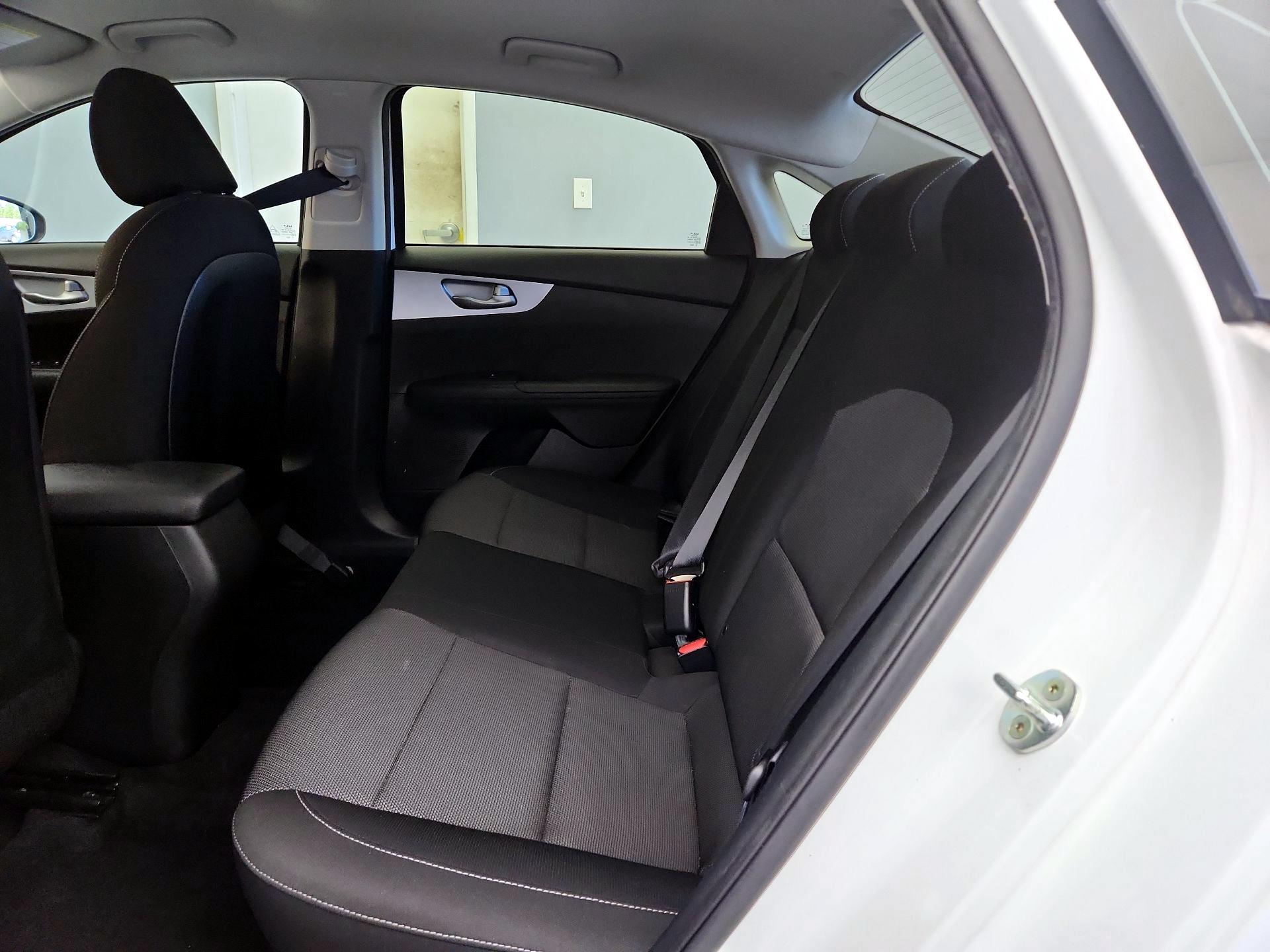 Thumbnail: 2023 Kia Forte - 19