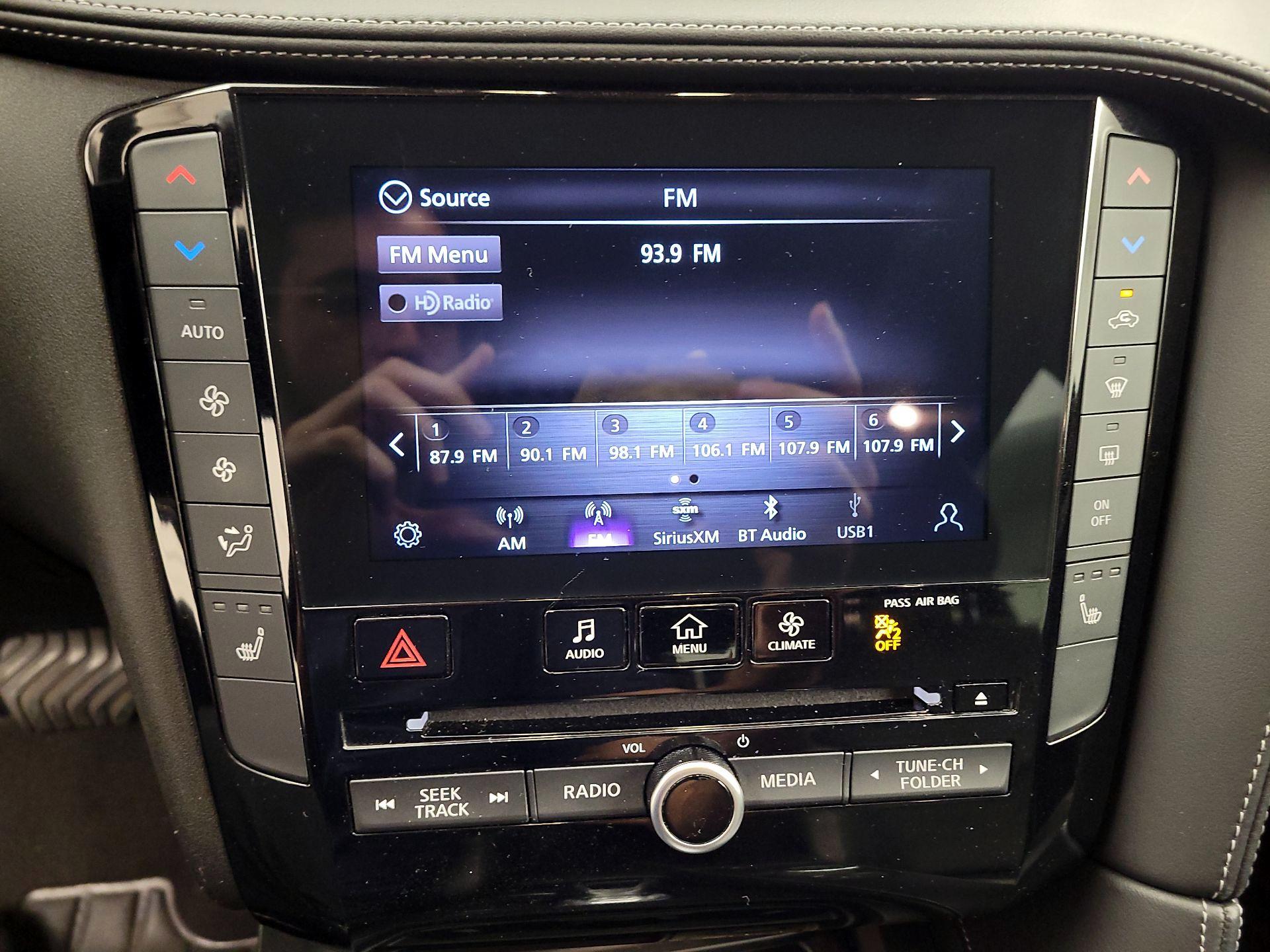 Thumbnail: 2022 INFINITI QX50 - 14