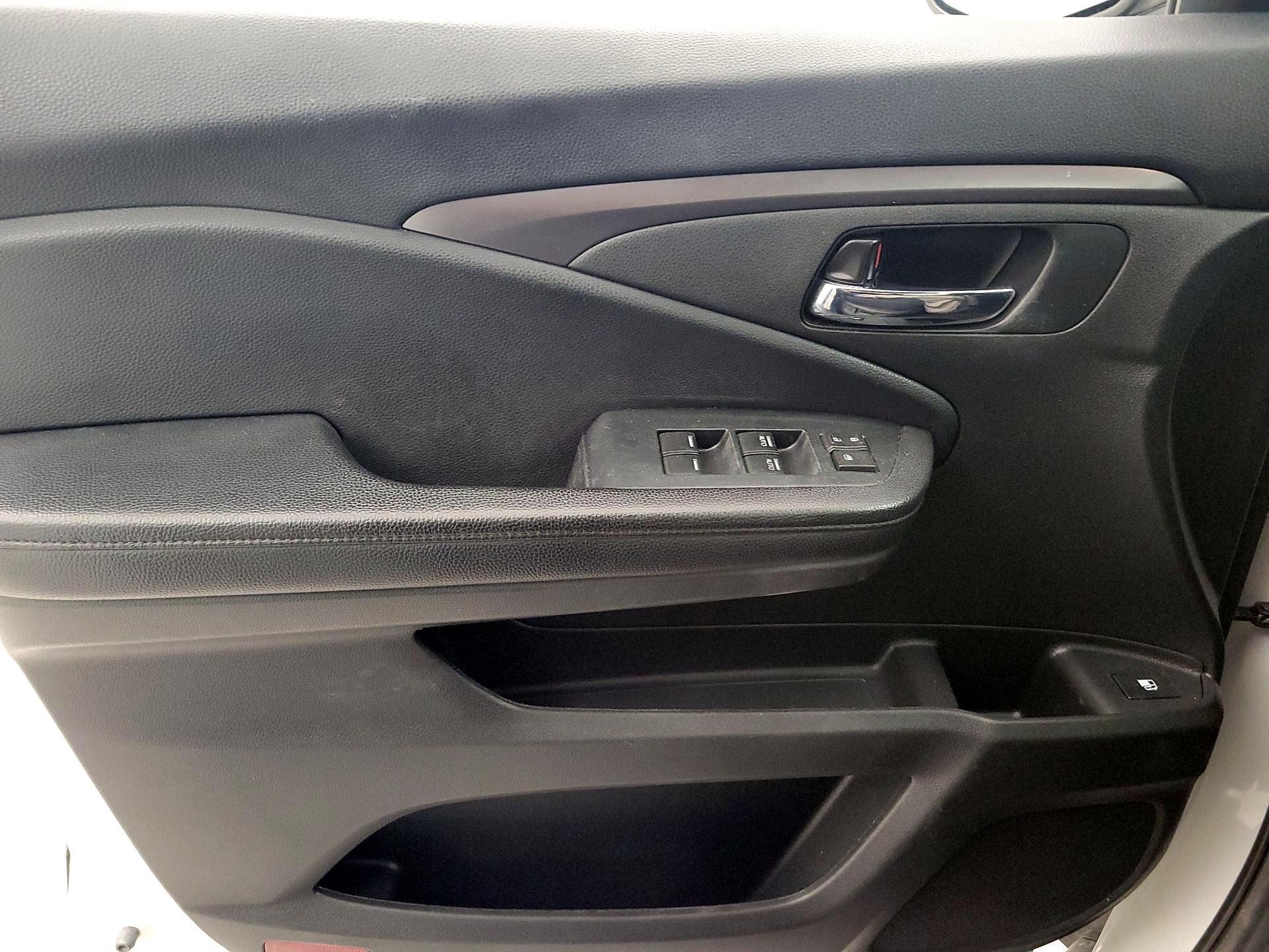 Thumbnail: 2022 Honda Pilot - 12