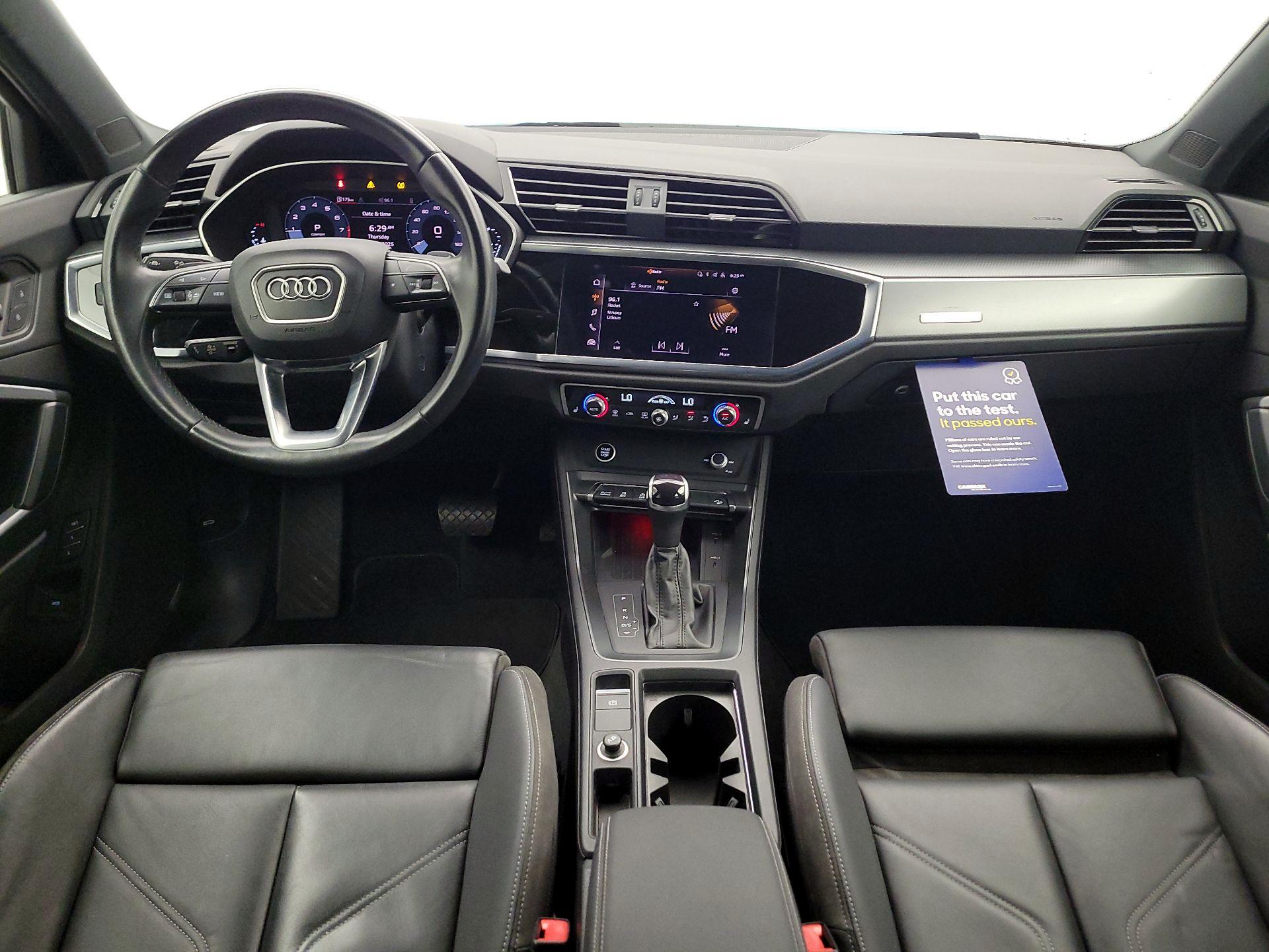 Thumbnail: 2022 Audi Q3 - 9