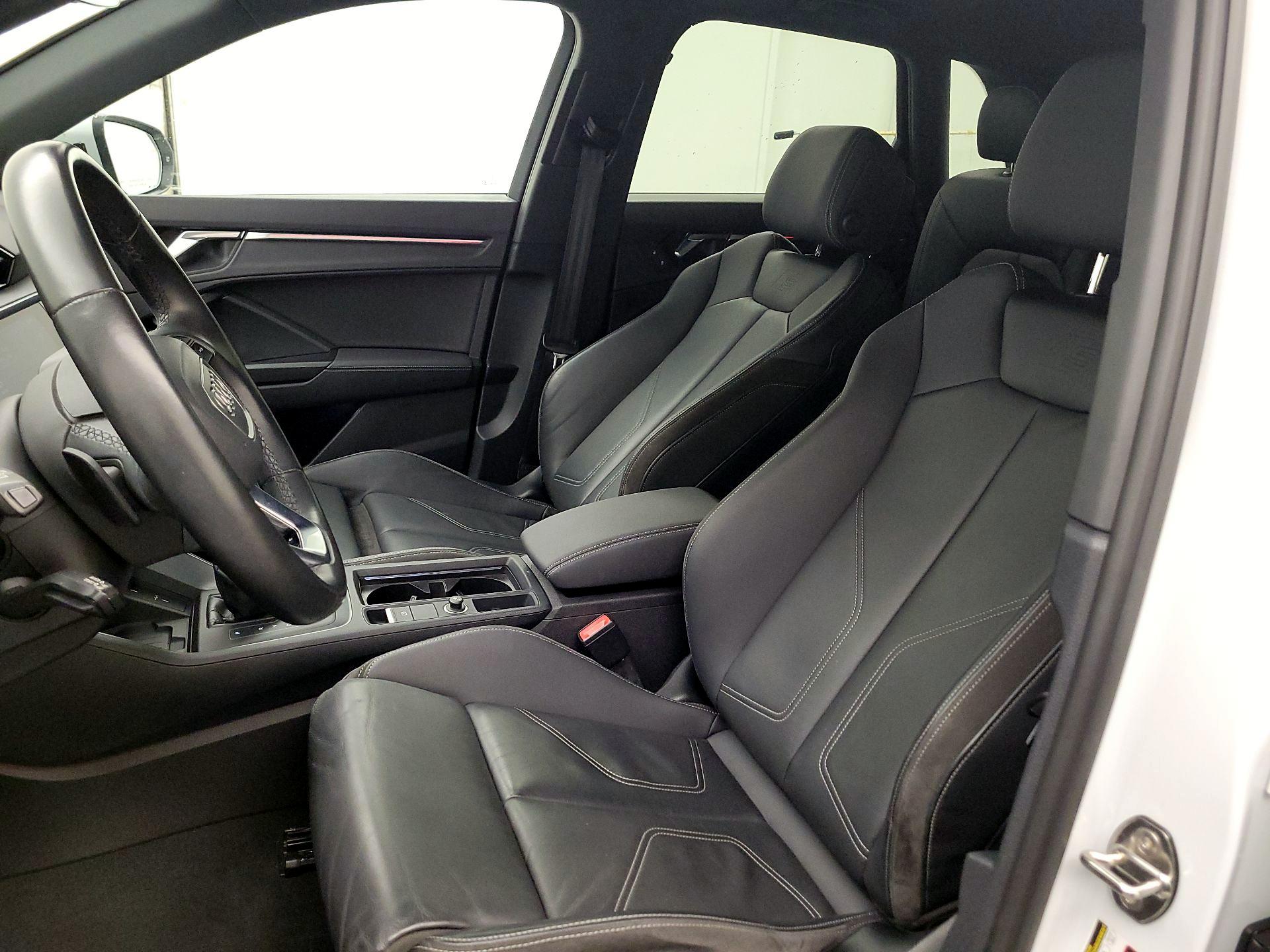 Thumbnail: 2022 Audi Q3 - 11