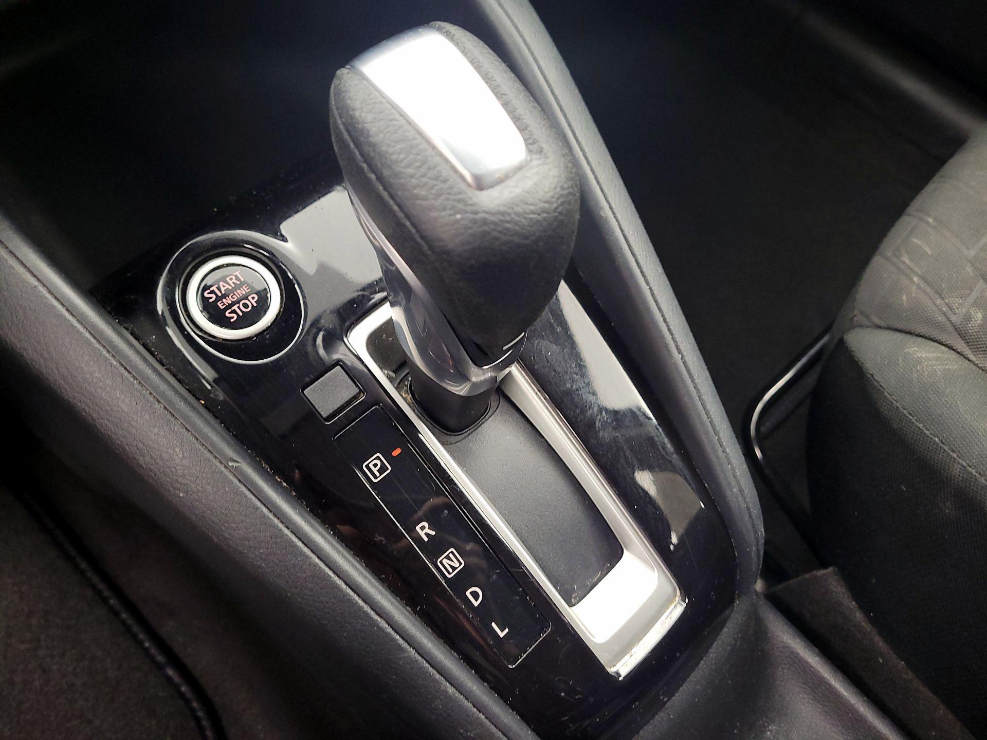 Thumbnail: 2021 Nissan Kicks - 17