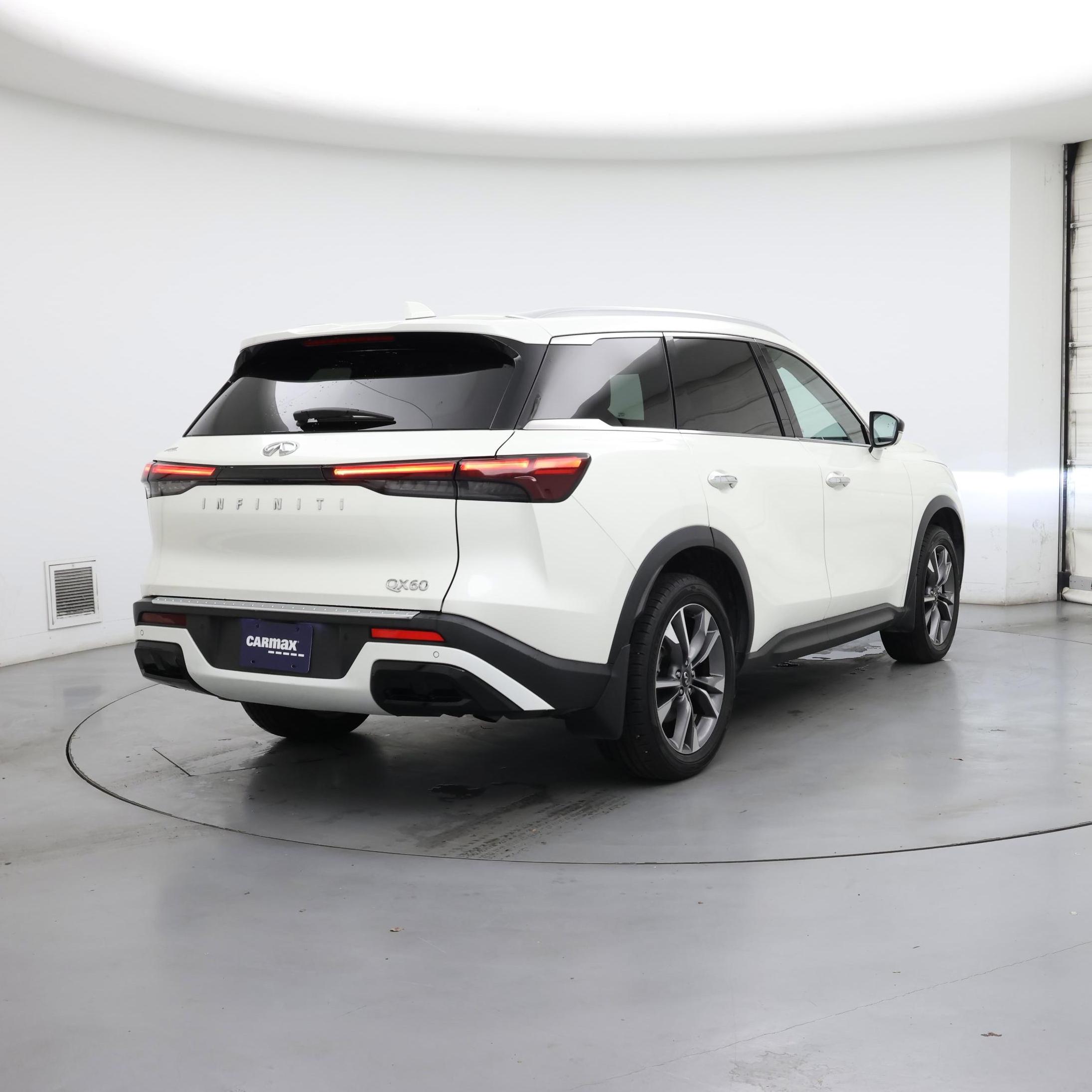 Thumbnail: 2023 INFINITI QX60 - 8