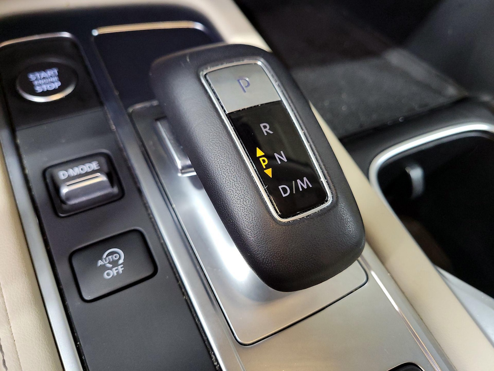 2023 INFINITI QX60 LUXE - Photo 16