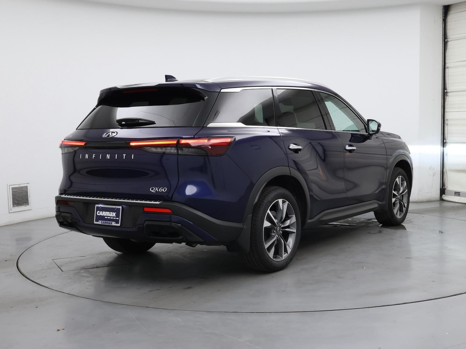 2023 INFINITI QX60 LUXE - Photo 9