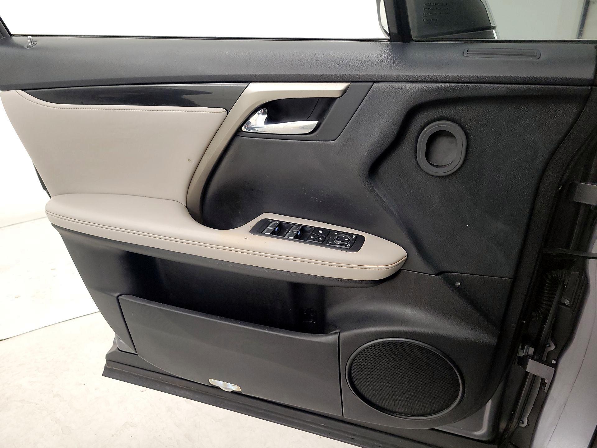 Thumbnail: 2020 Lexus RX - 12