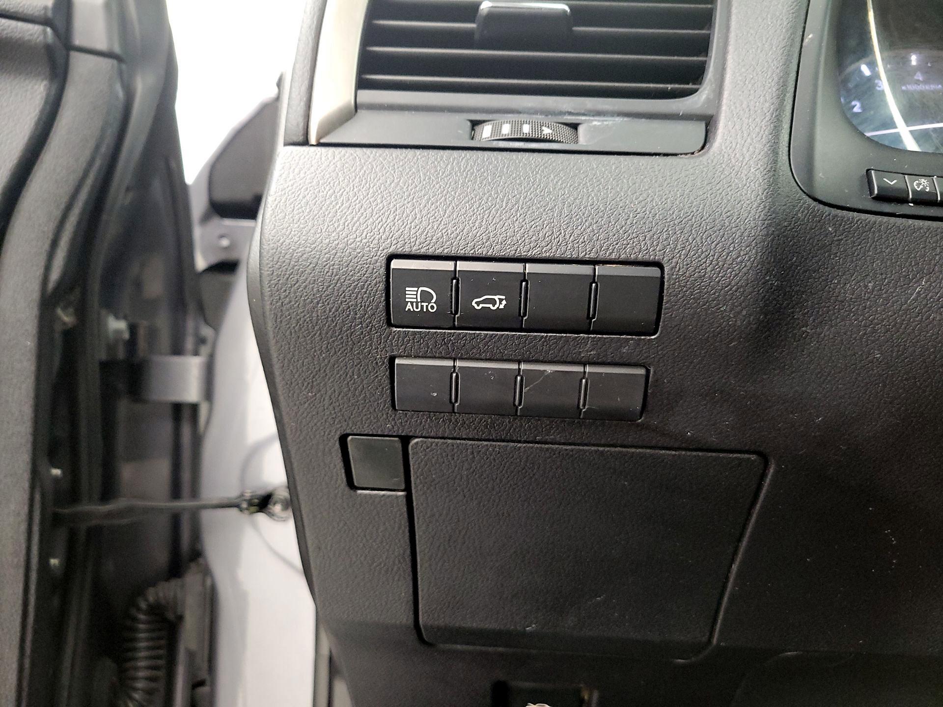 Thumbnail: 2020 Lexus RX - 13