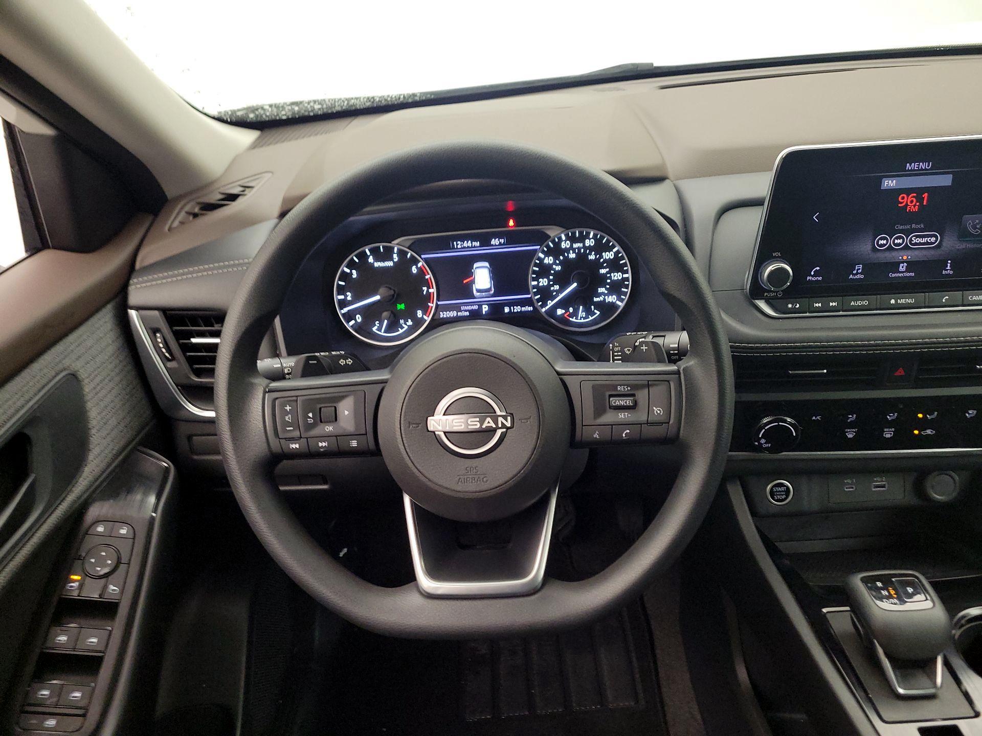 Thumbnail: 2023 Nissan Rogue - 10