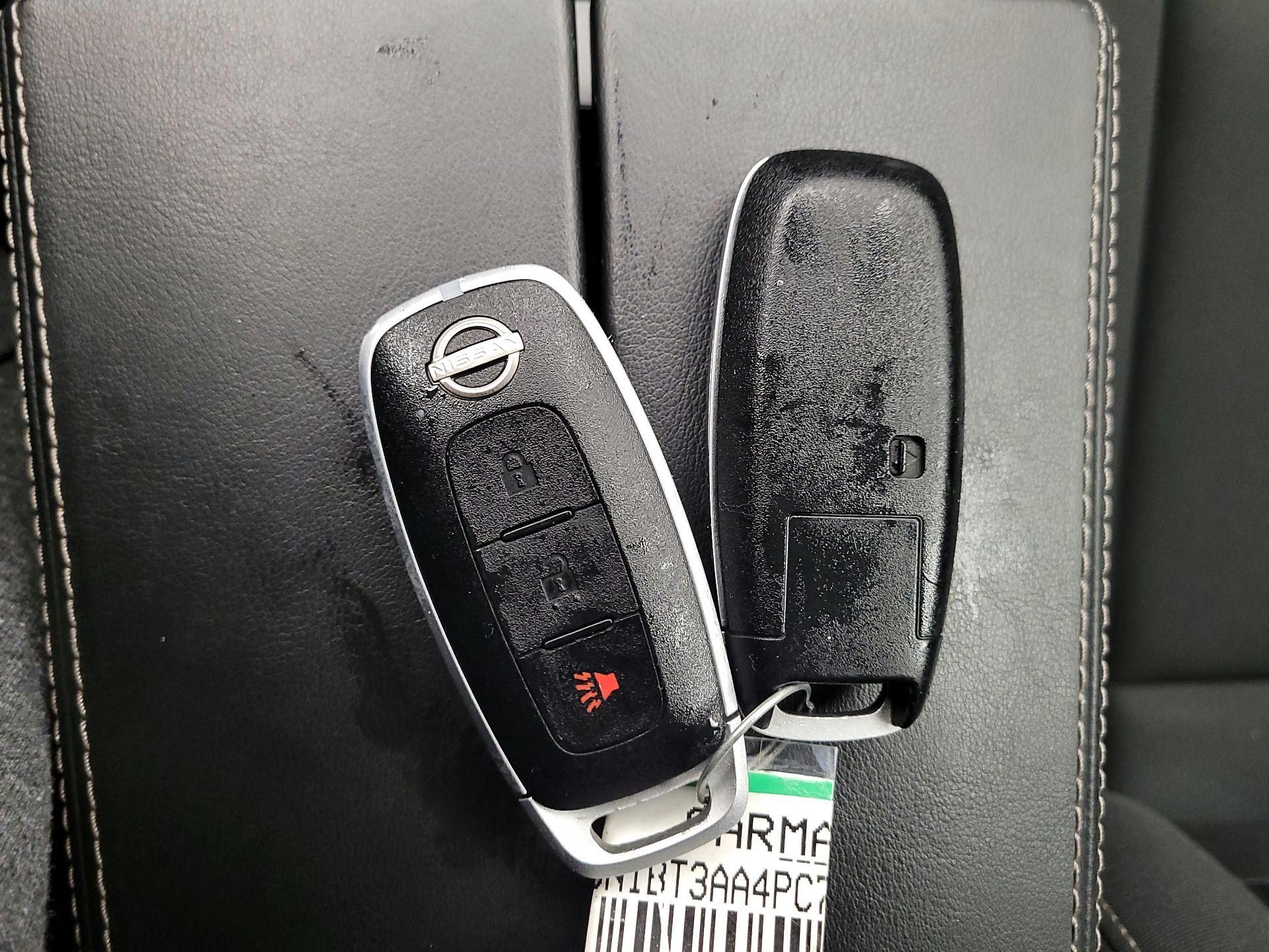 Thumbnail: 2023 Nissan Rogue - 18