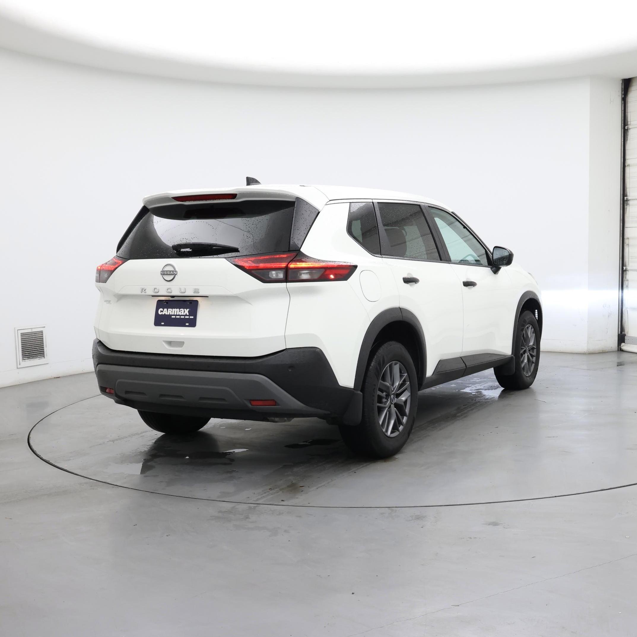 Thumbnail: 2023 Nissan Rogue - 8