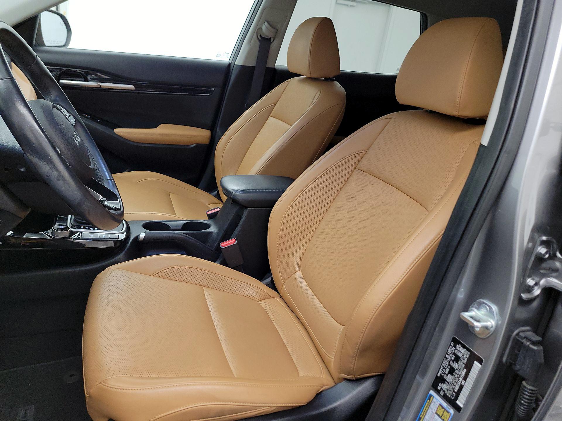 Thumbnail: 2024 Kia Seltos - 11