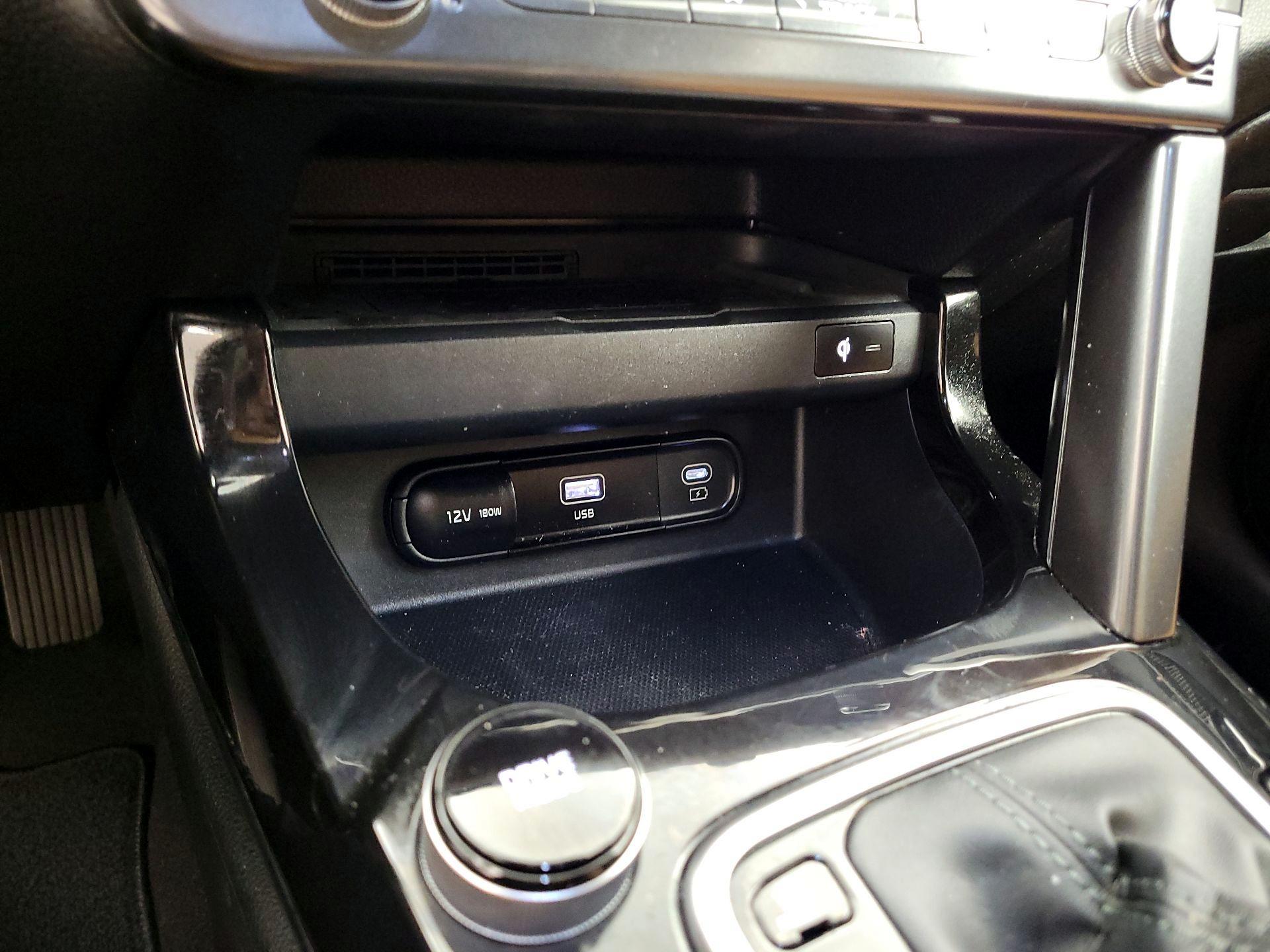 Thumbnail: 2024 Kia Seltos - 19