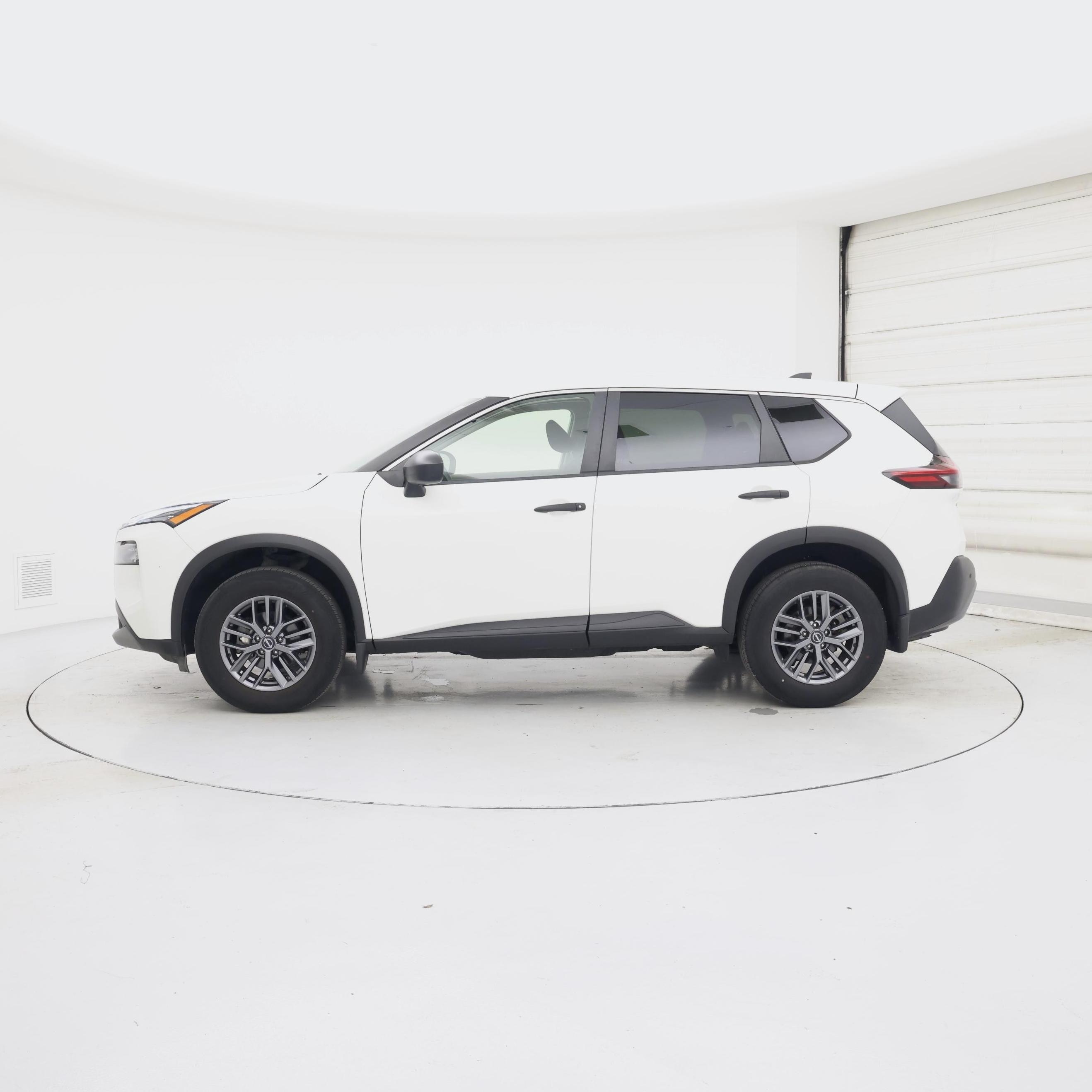Thumbnail: 2023 Nissan Rogue - 3