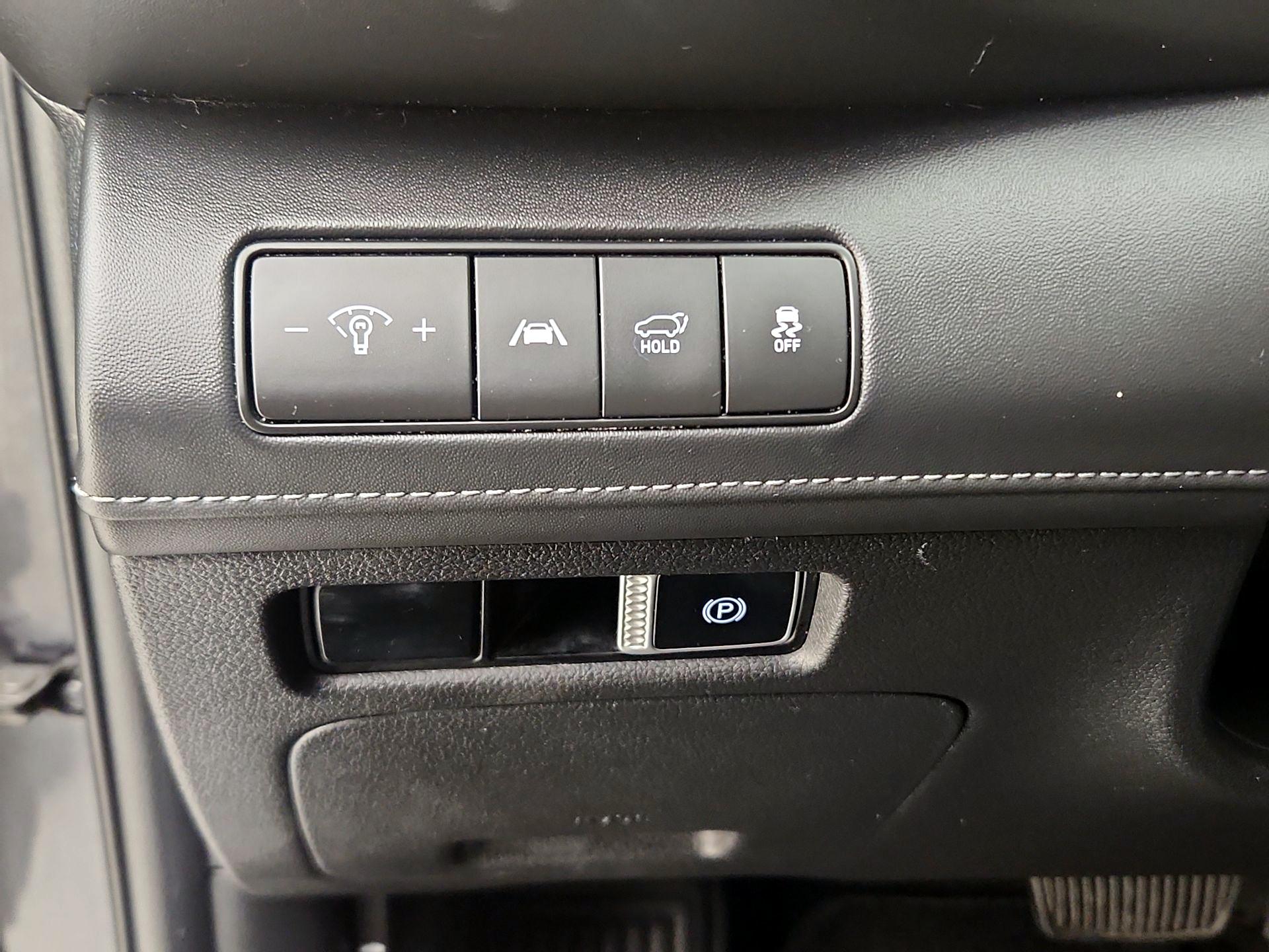 Thumbnail: 2023 Hyundai Santa Fe - 13