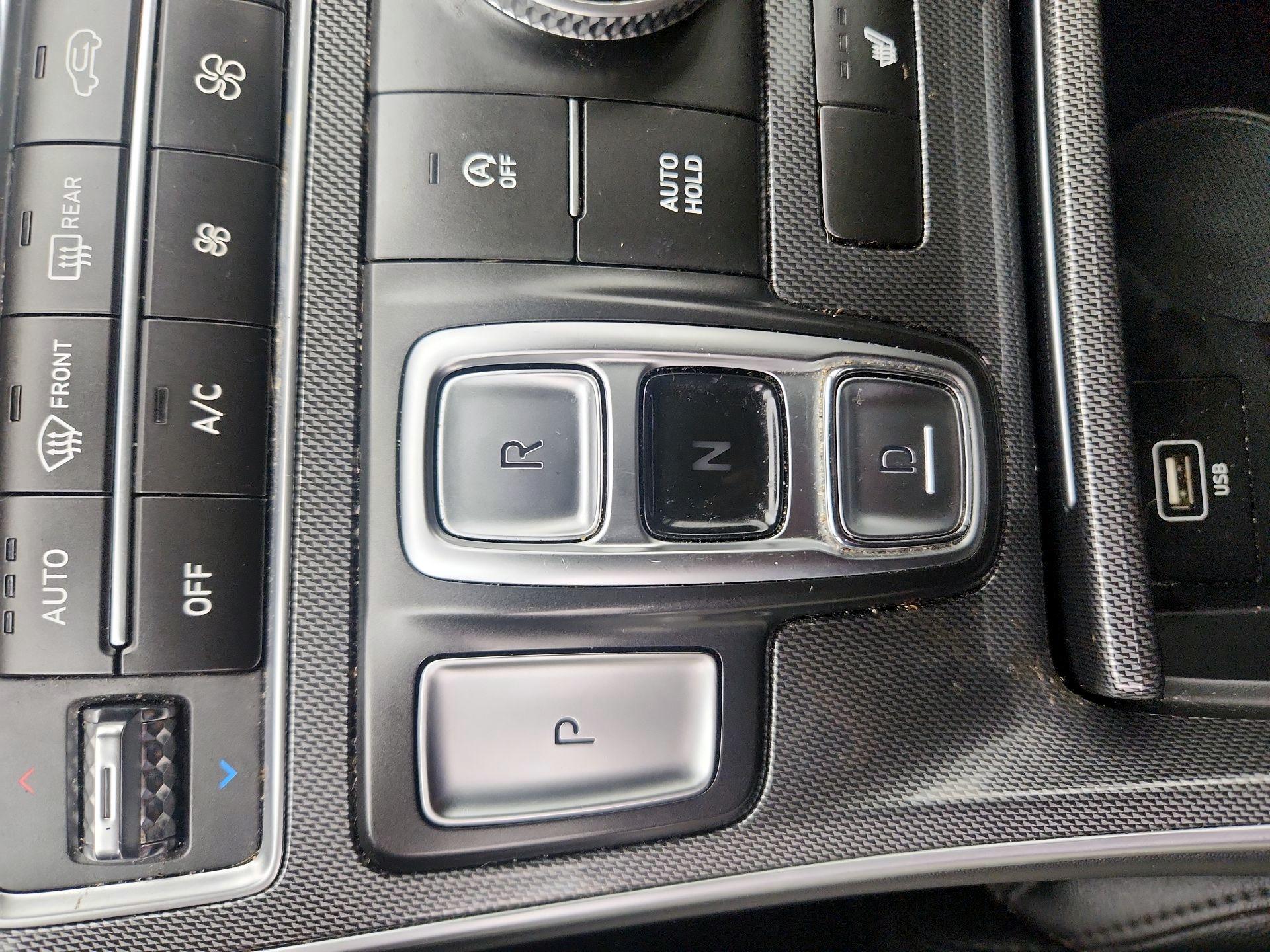 Thumbnail: 2023 Hyundai Santa Fe - 18