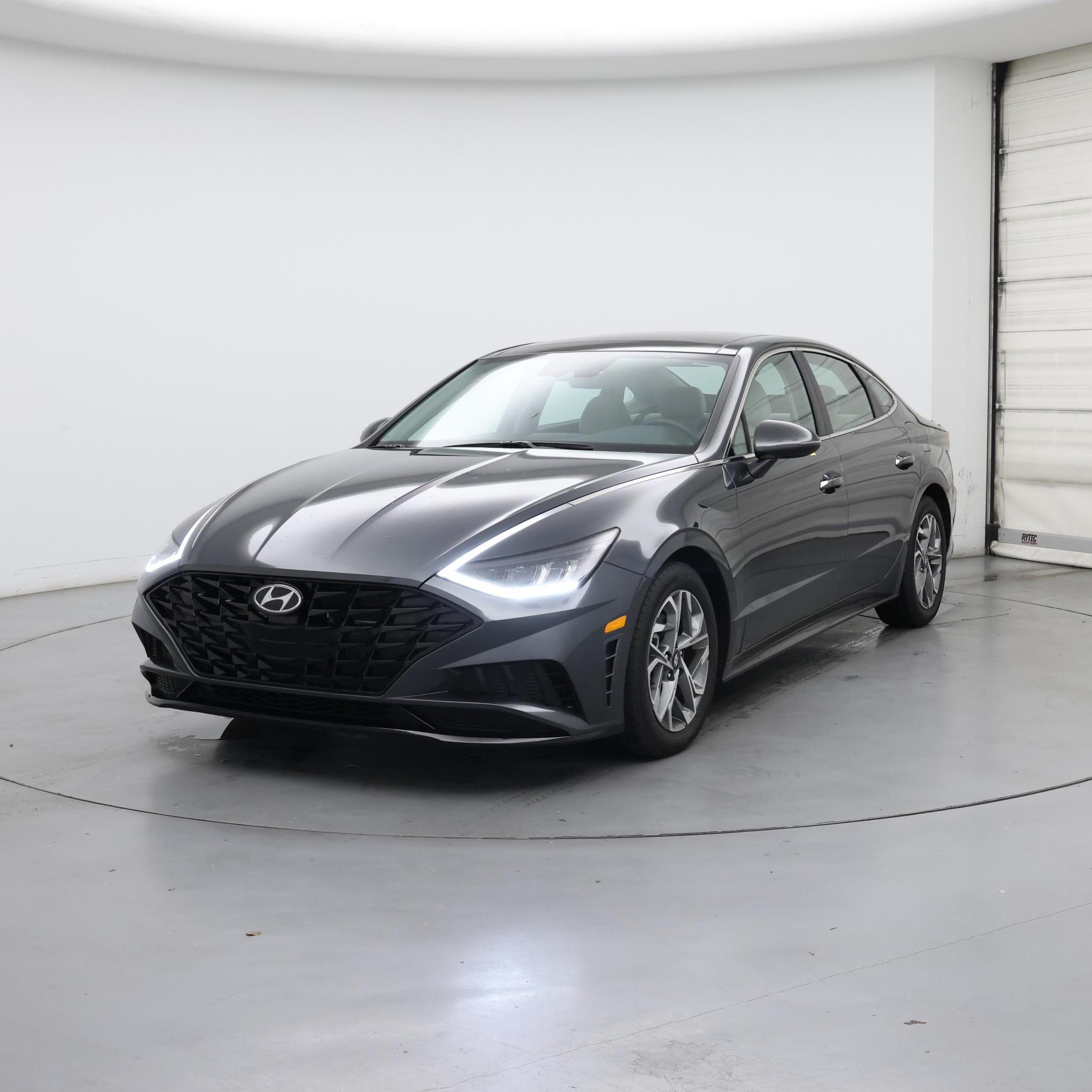 Thumbnail: 2023 Hyundai Sonata - 4