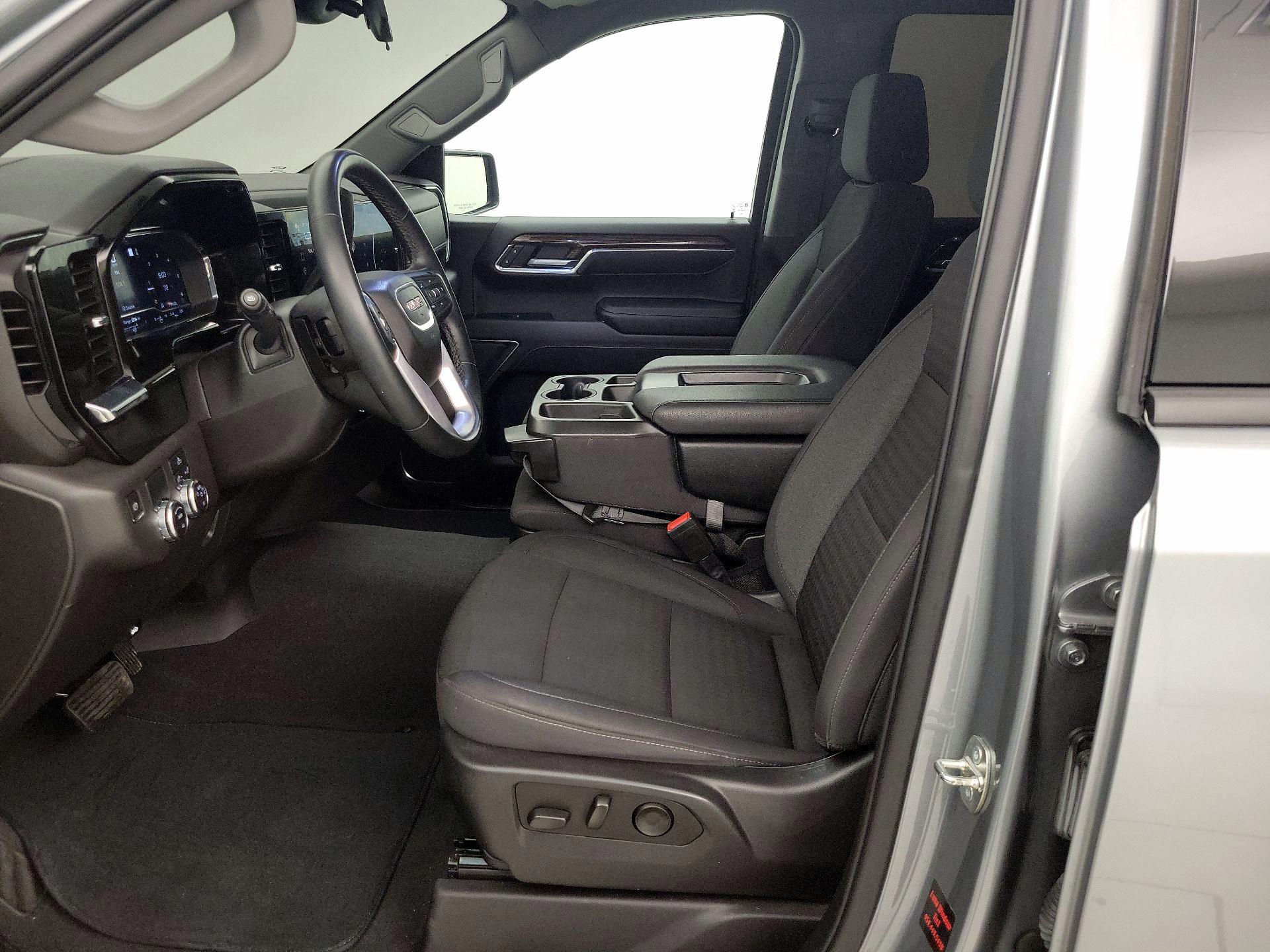 Thumbnail: 2023 GMC Sierra 1500 - 11