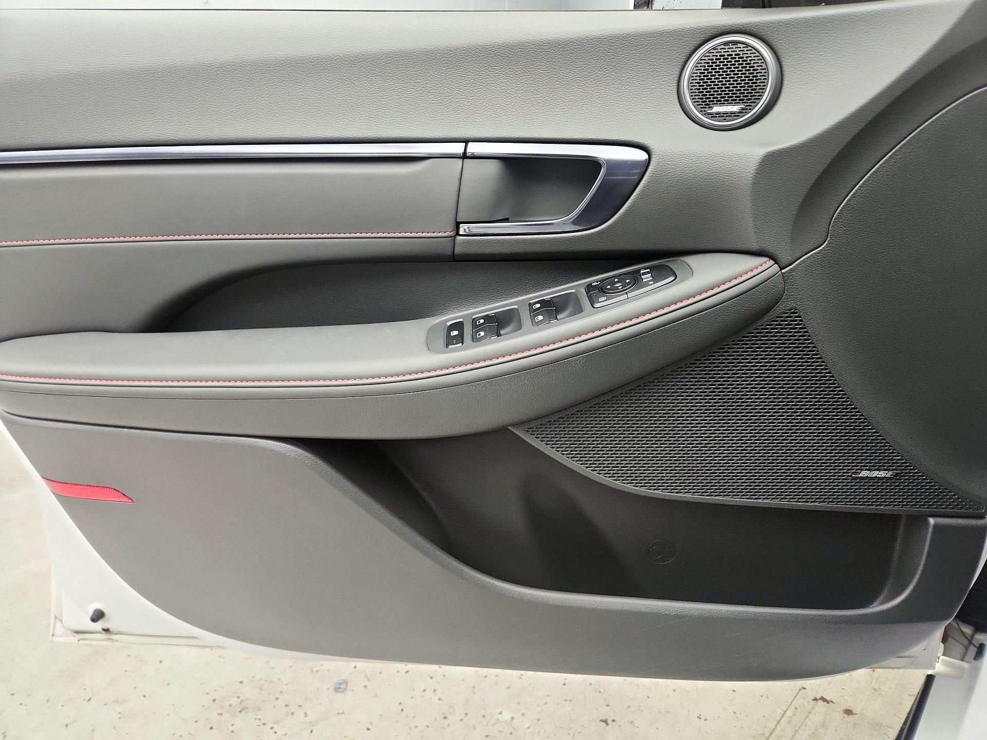 Thumbnail: 2023 Hyundai Sonata - 12