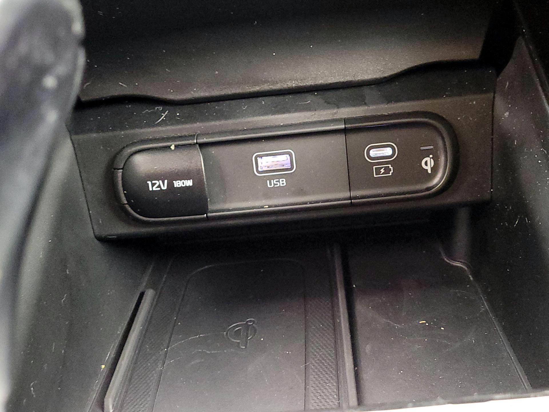 Thumbnail: 2024 Kia Telluride - 18