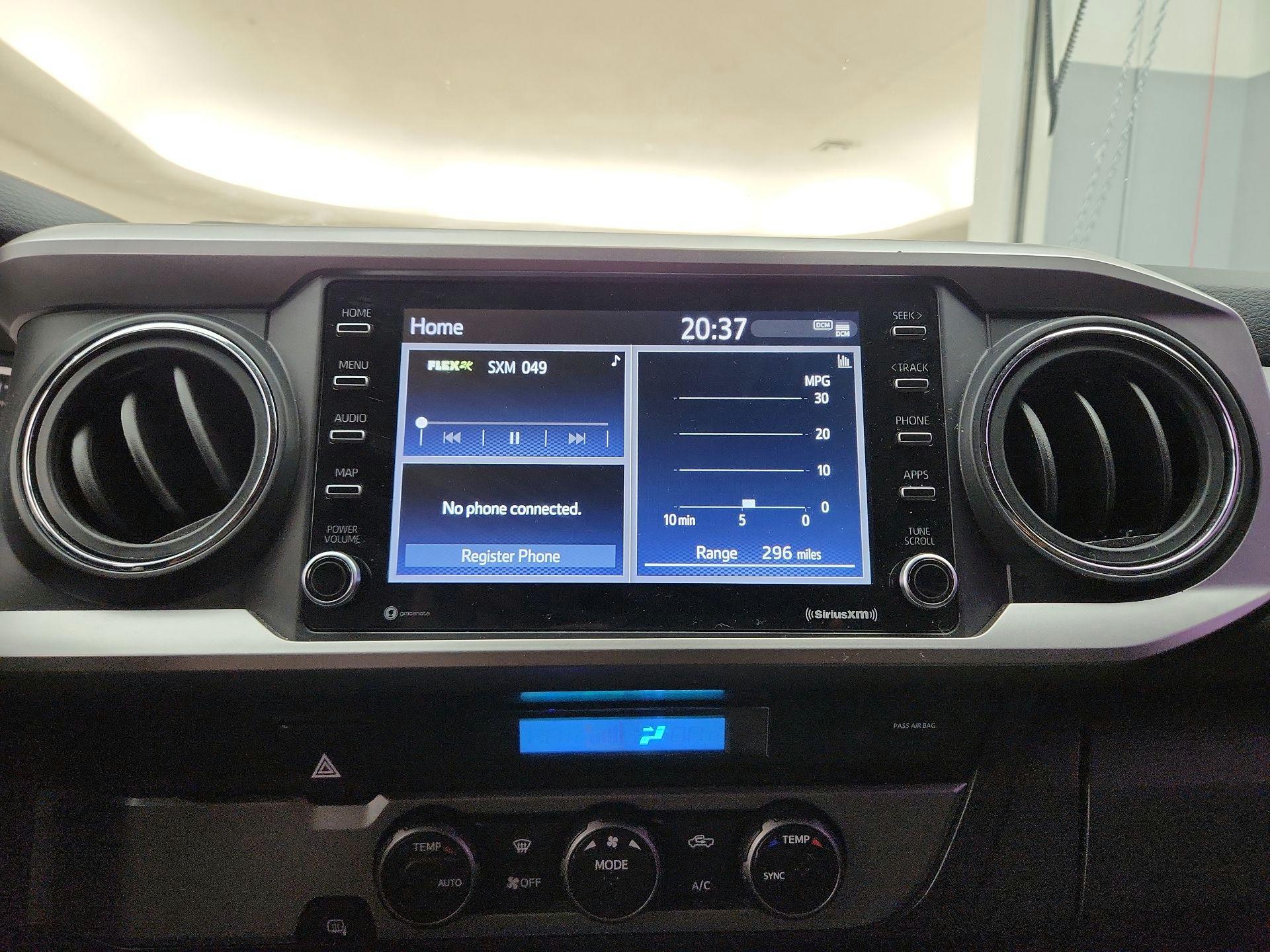 Thumbnail: 2021 Toyota Tacoma - 15