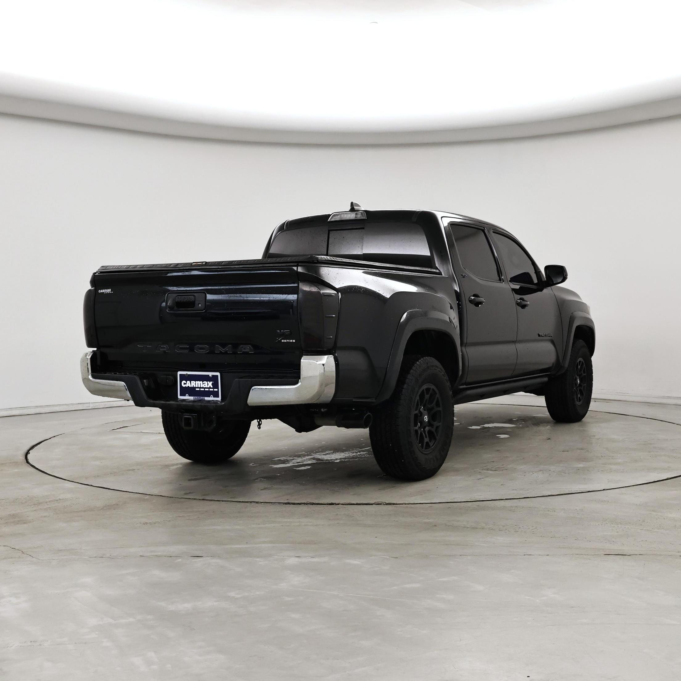 Thumbnail: 2021 Toyota Tacoma - 8