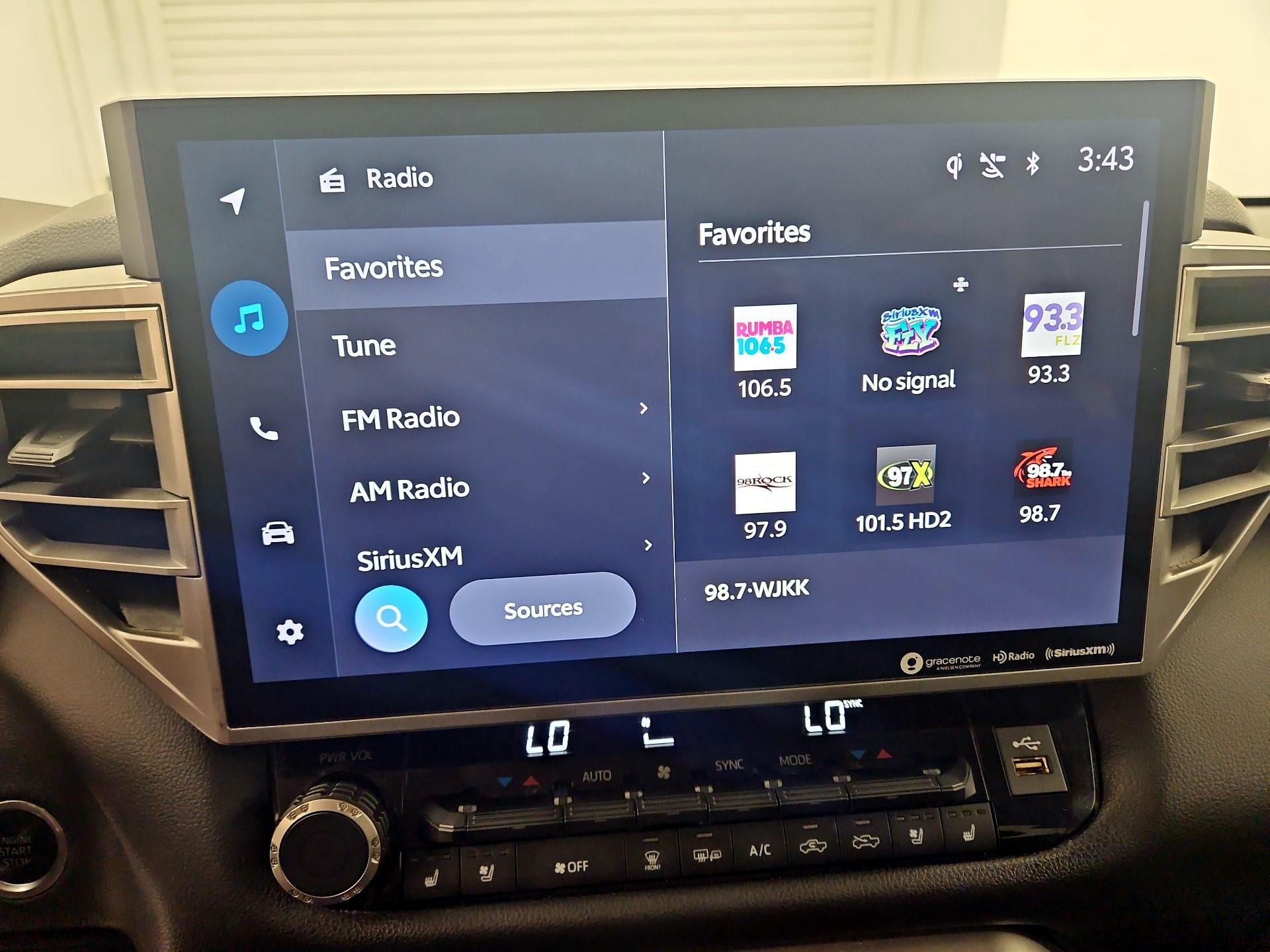 Thumbnail: 2023 Toyota Tundra - 15