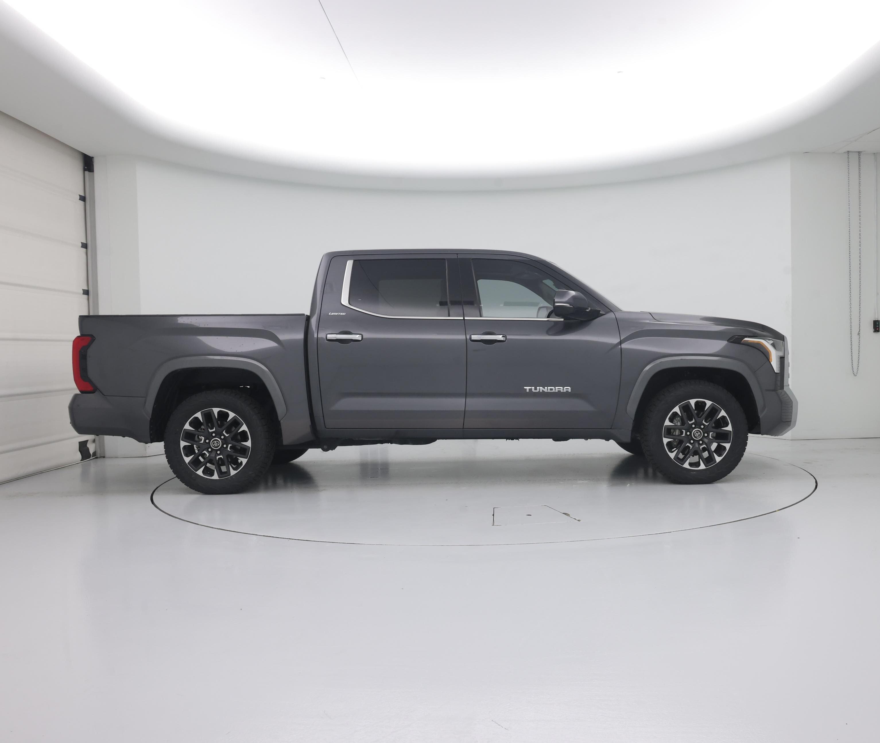 Thumbnail: 2023 Toyota Tundra - 7