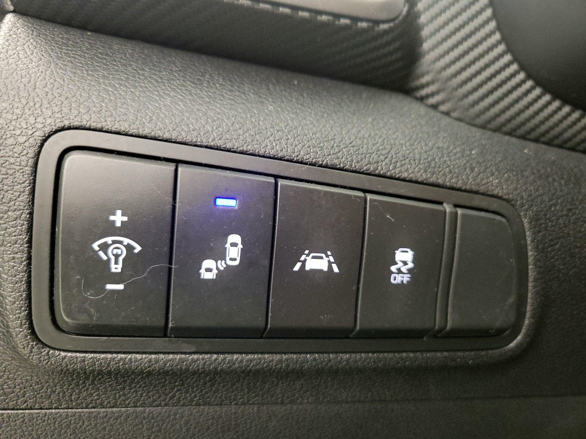 Thumbnail: 2020 Hyundai Tucson - 13