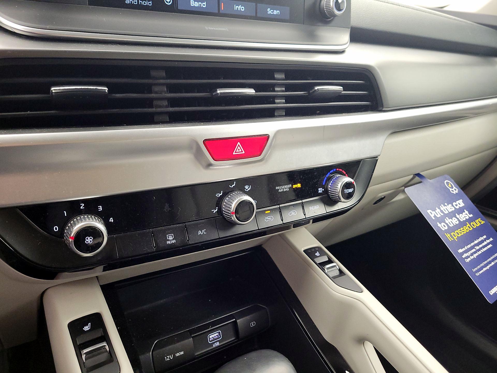 Thumbnail: 2021 Kia Telluride - 14