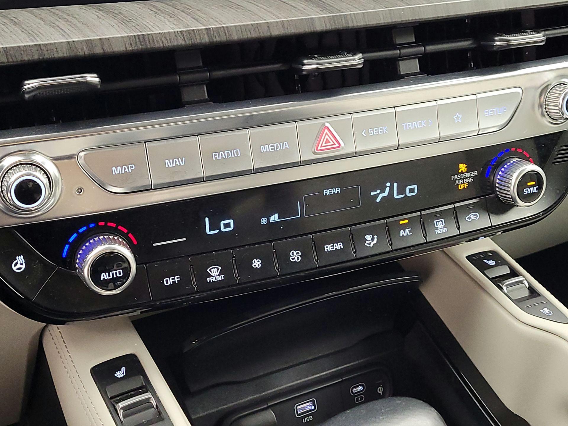 Thumbnail: 2024 Kia Telluride - 16