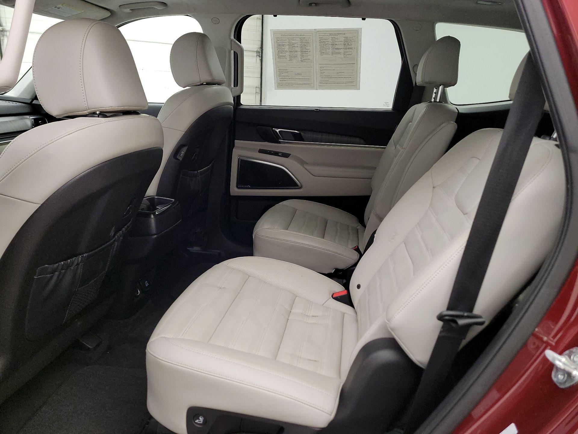 Thumbnail: 2024 Kia Telluride - 19