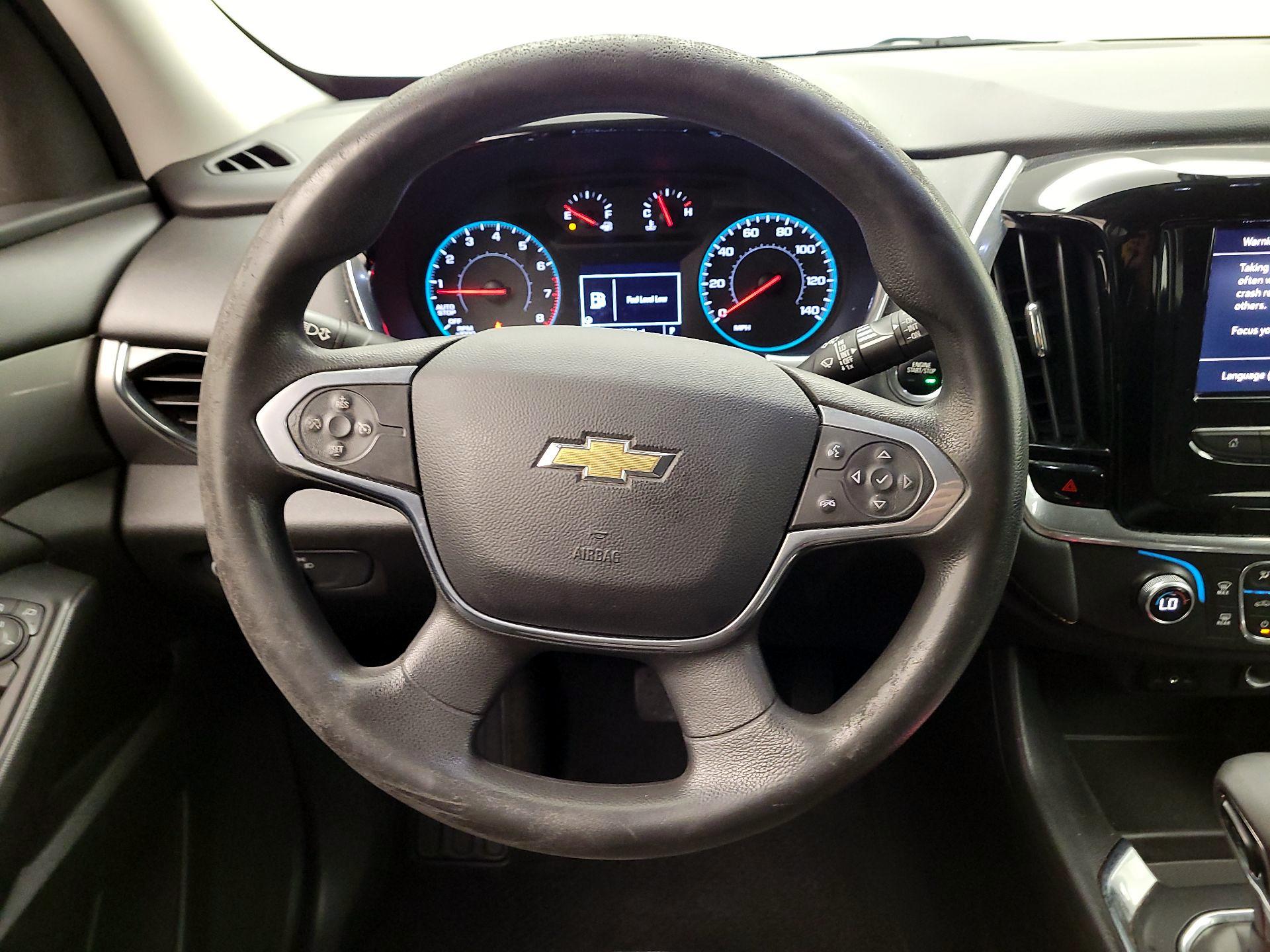 Thumbnail: 2021 Chevrolet Traverse - 10