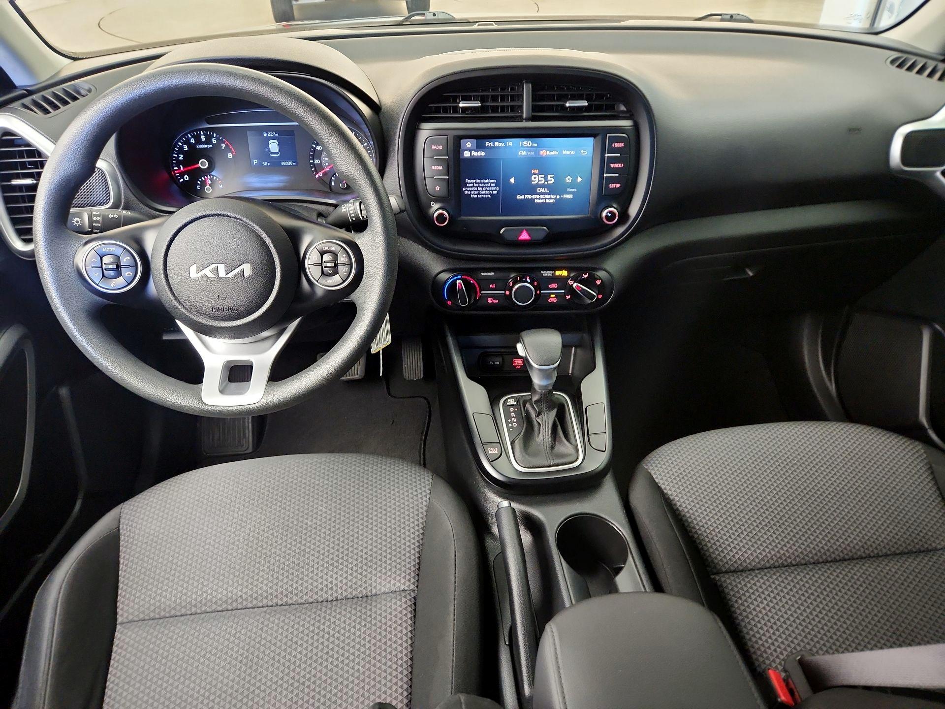 Thumbnail: 2022 Kia Soul - 9