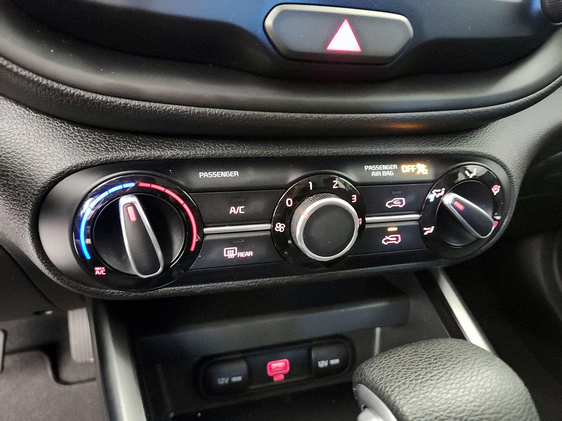 Thumbnail: 2022 Kia Soul - 16