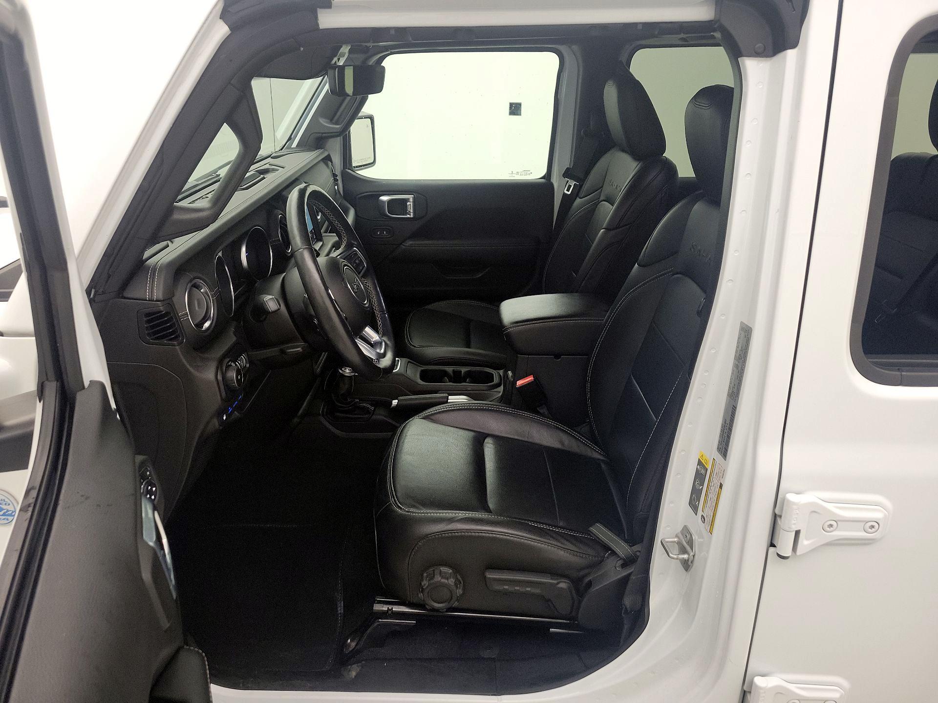 Thumbnail: 2021 Jeep Wrangler - 11