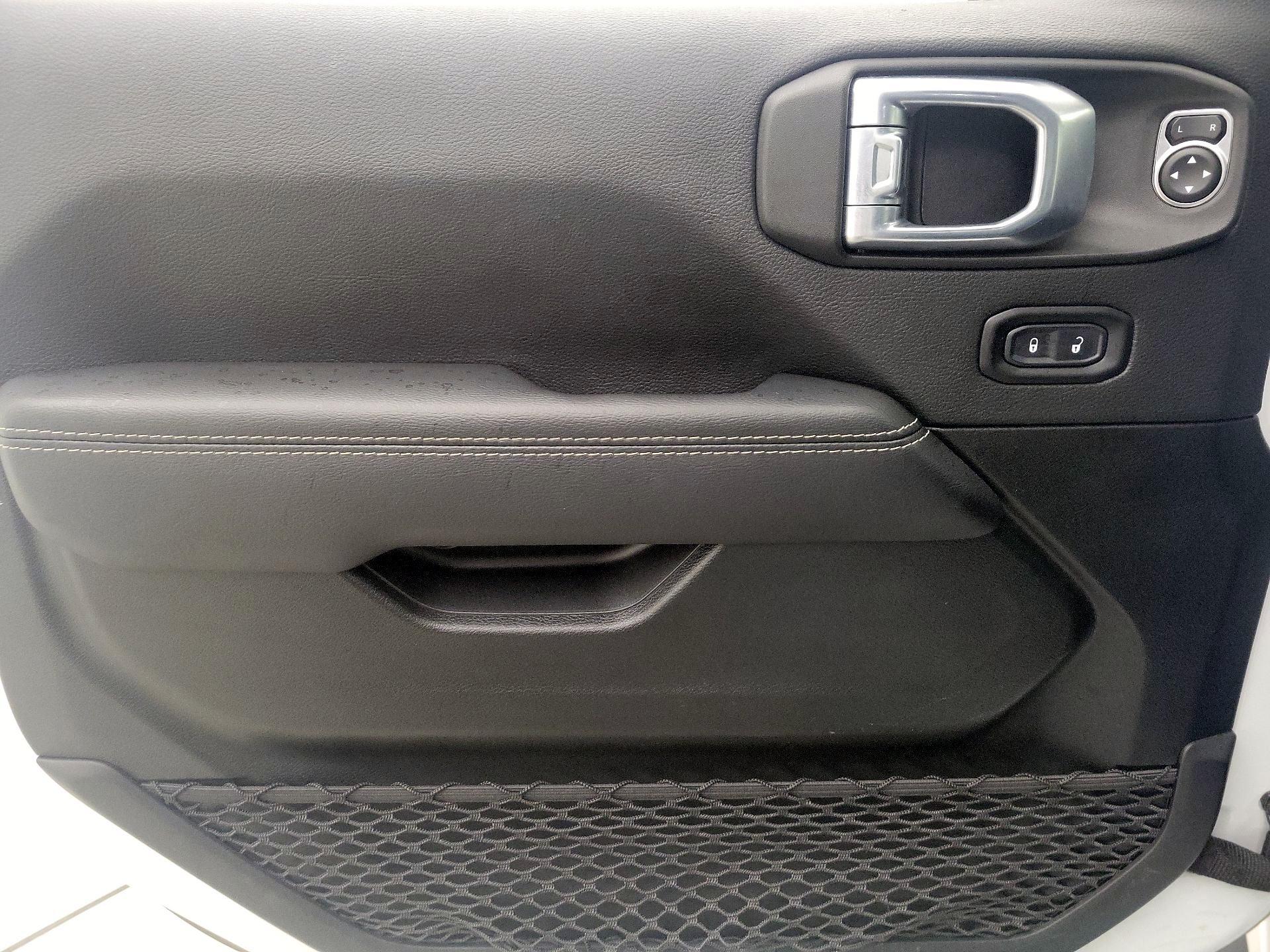 Thumbnail: 2021 Jeep Wrangler - 12