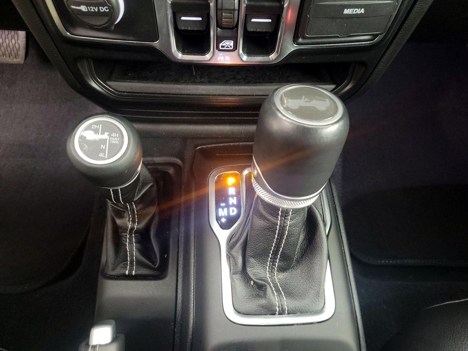 Thumbnail: 2021 Jeep Wrangler - 18