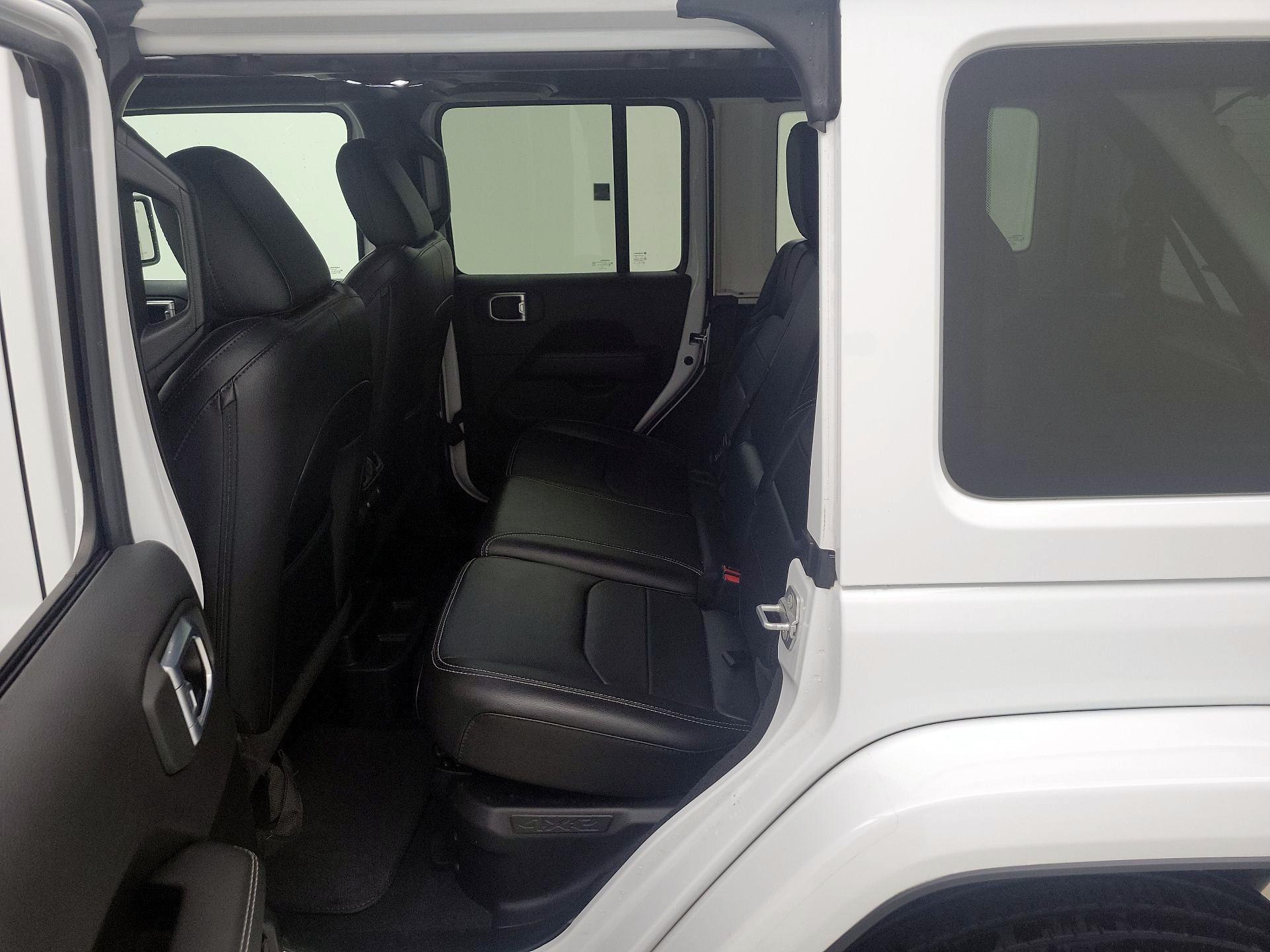 Thumbnail: 2021 Jeep Wrangler - 20