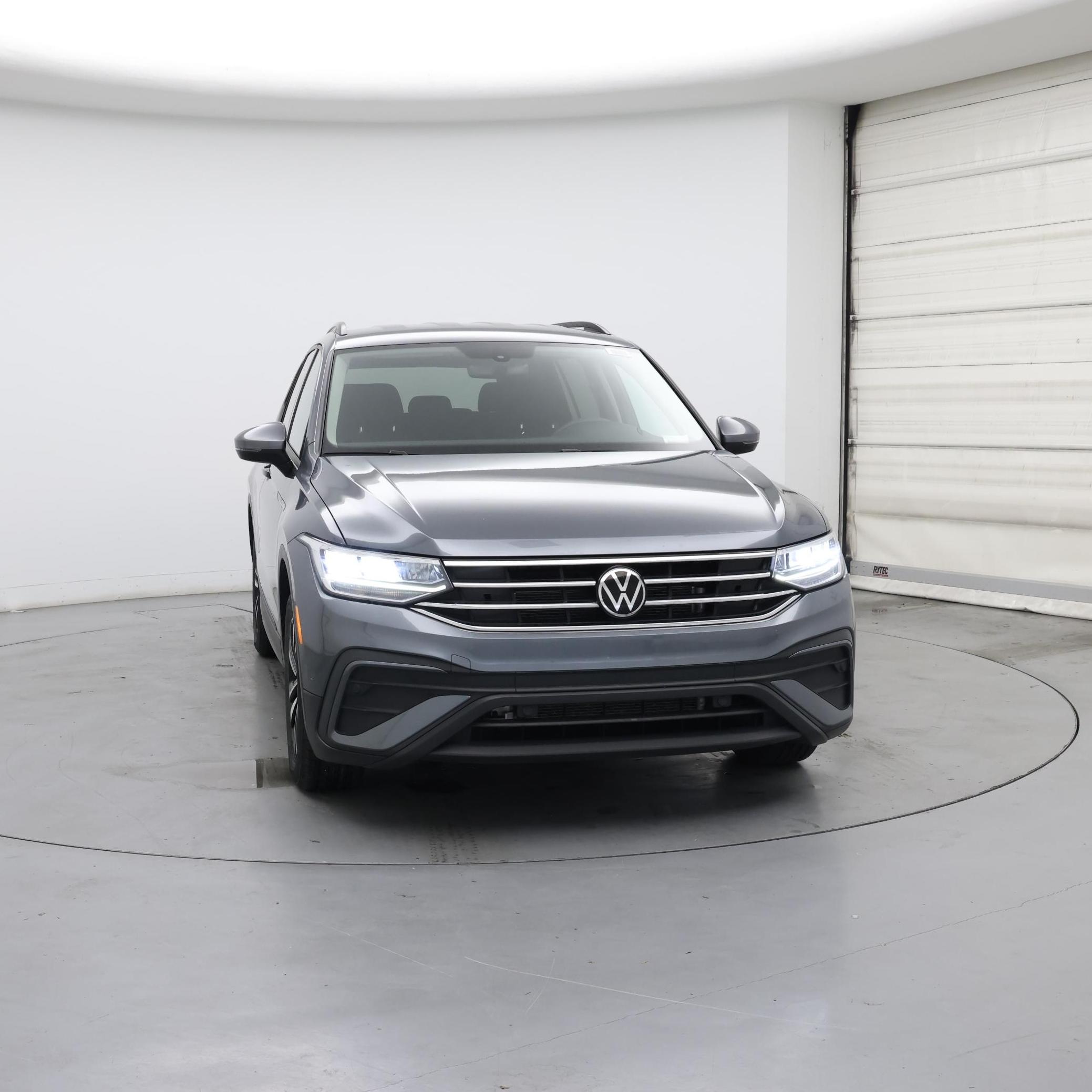 Thumbnail: 2023 Volkswagen Tiguan - 5