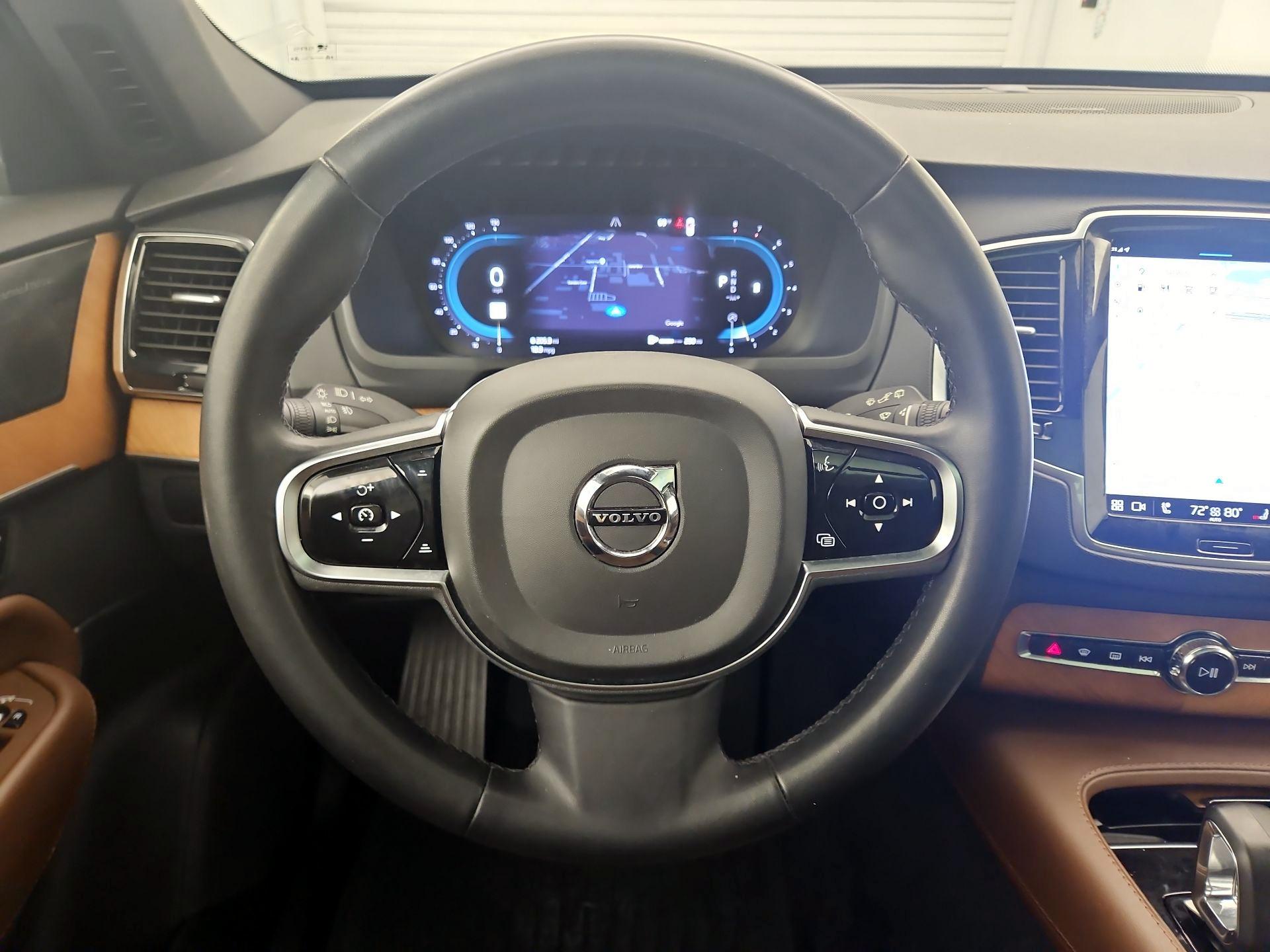 Thumbnail: 2023 Volvo XC90 - 10