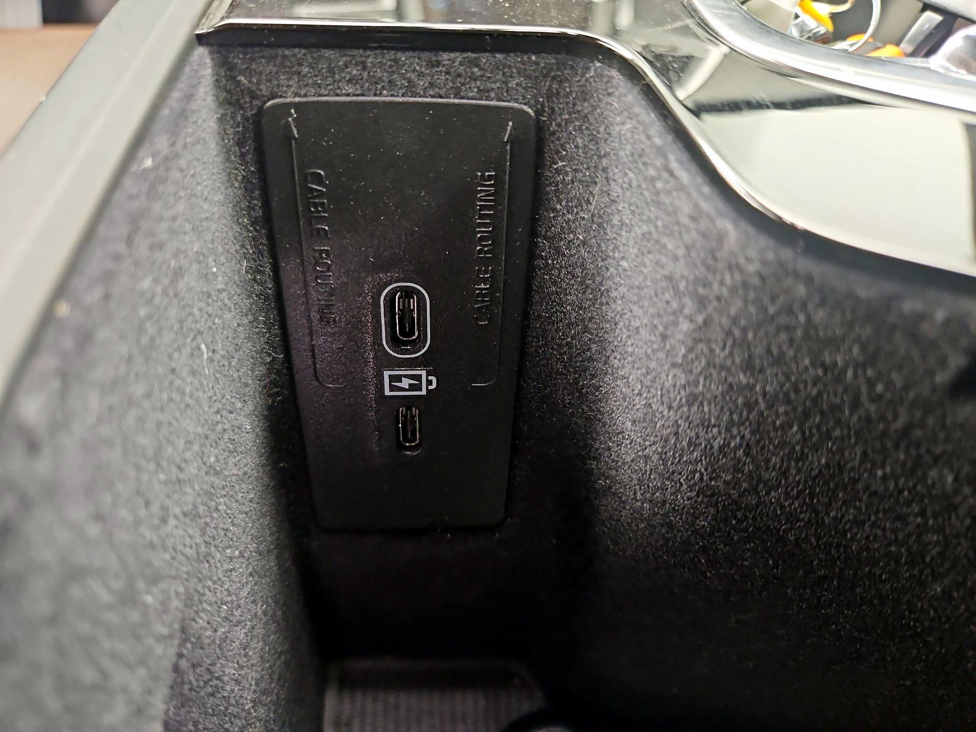 Thumbnail: 2023 Volvo XC90 - 19