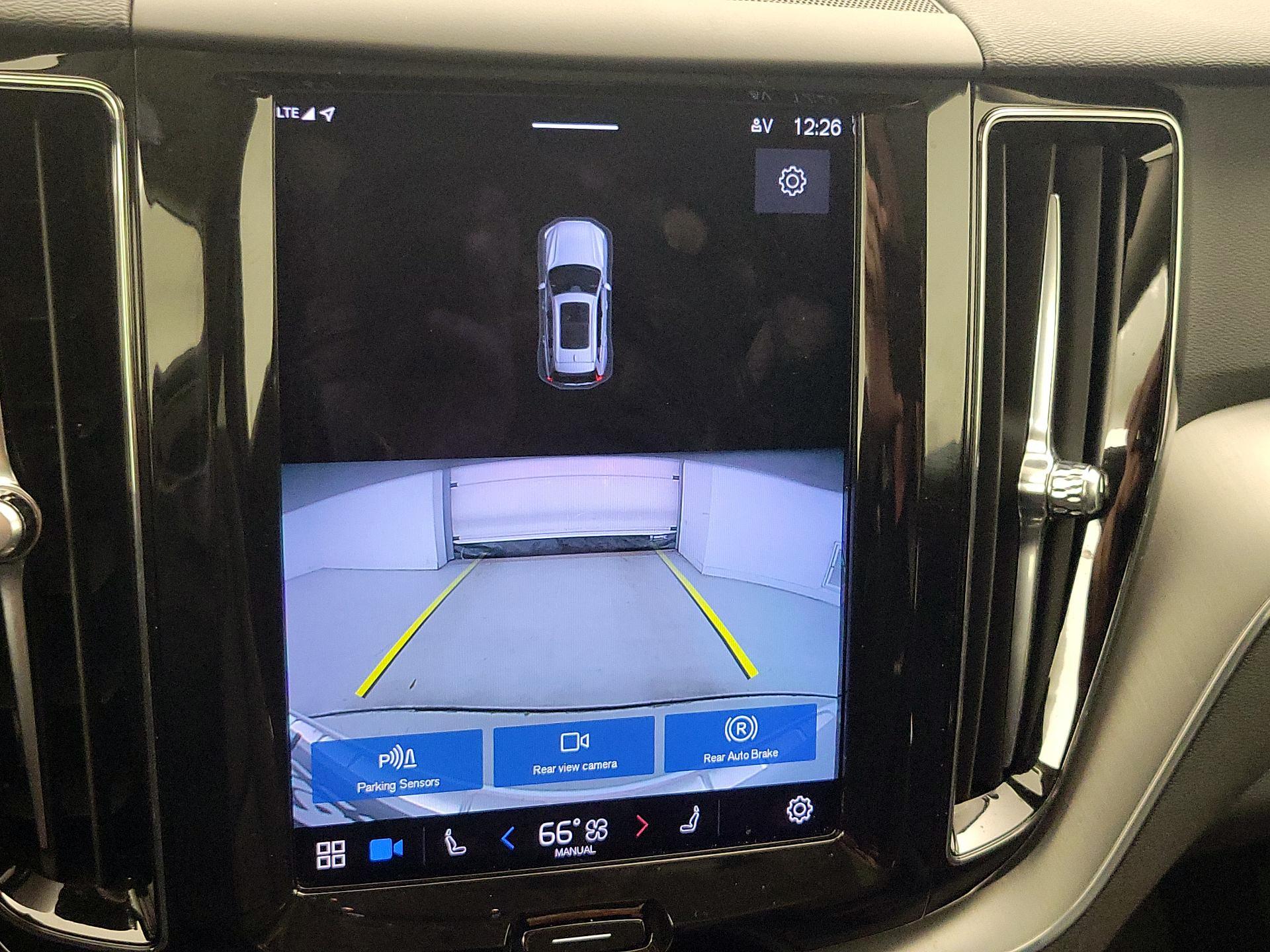 Thumbnail: 2023 Volvo XC60 - 15