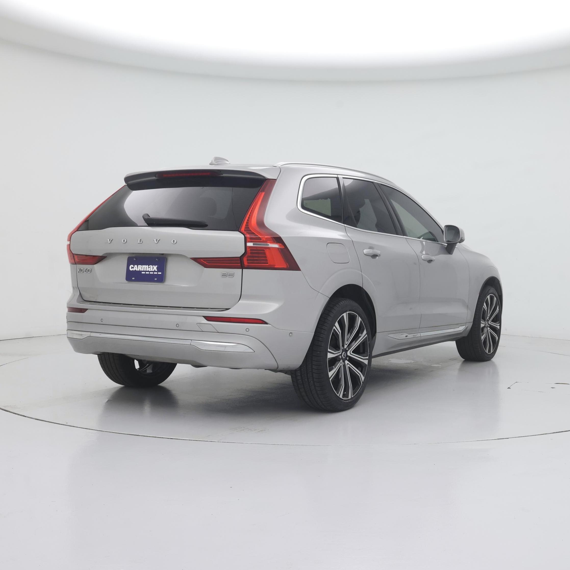 Thumbnail: 2023 Volvo XC60 - 8