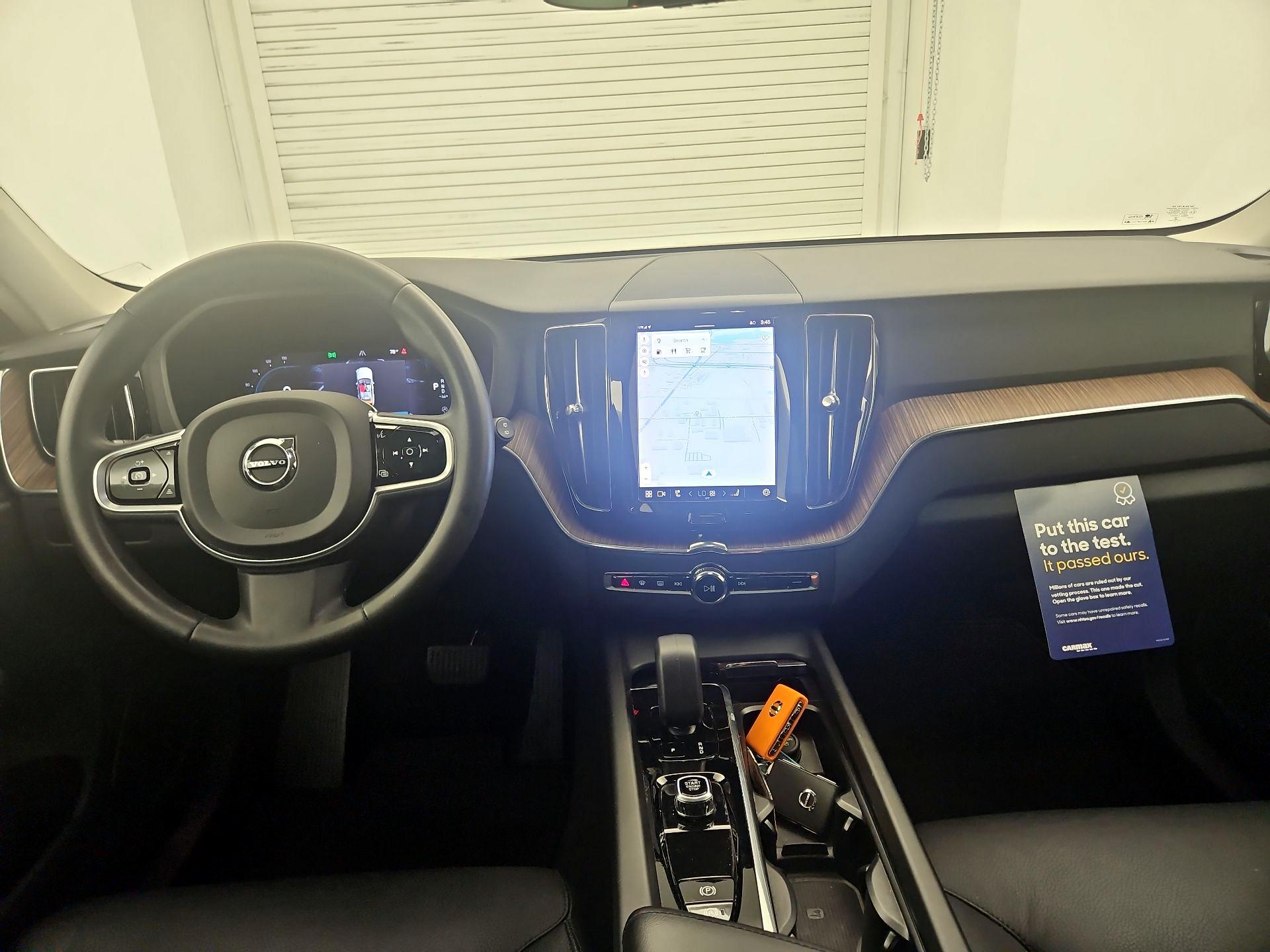 Thumbnail: 2023 Volvo XC60 - 9