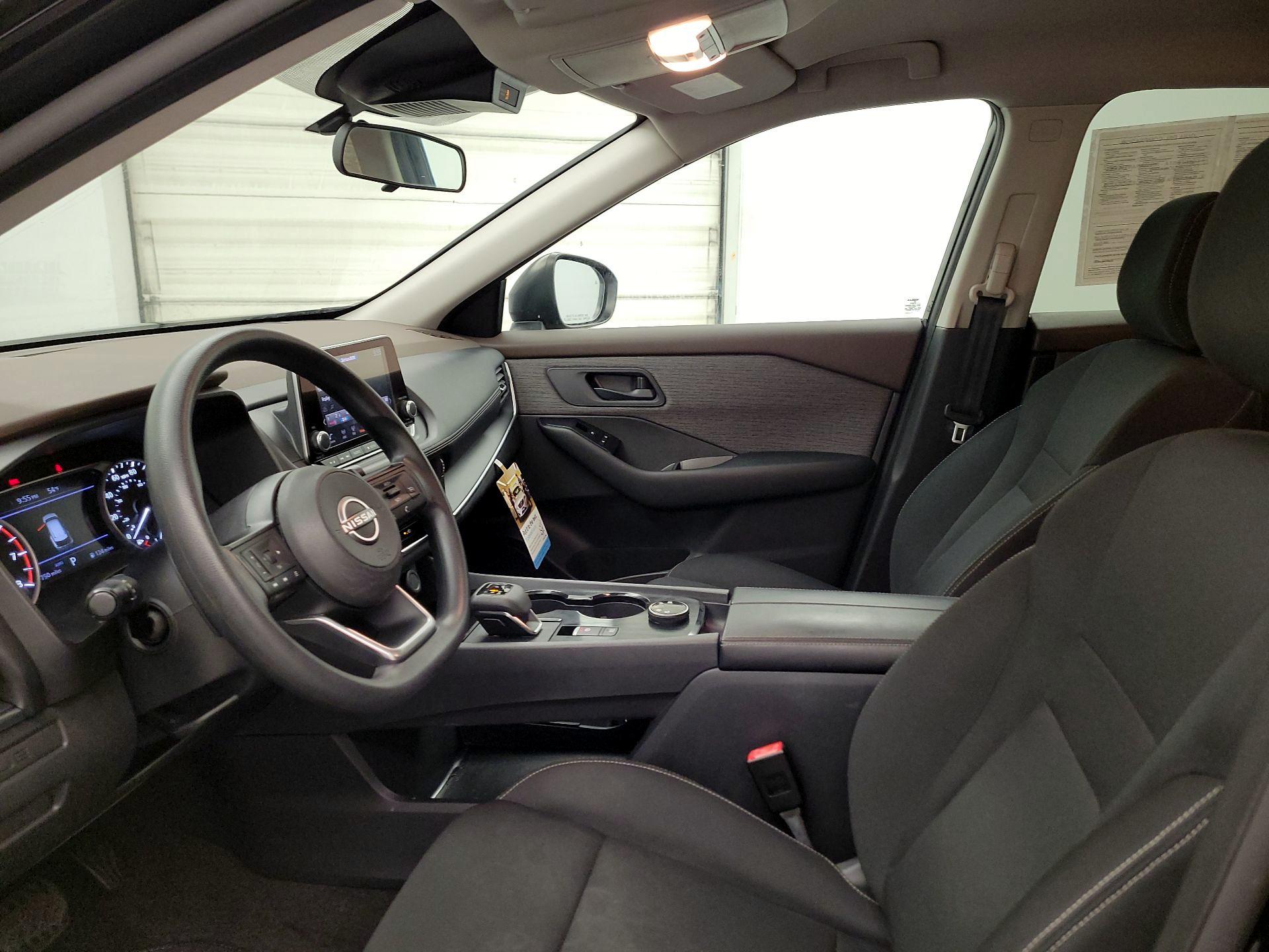 Thumbnail: 2023 Nissan Rogue - 11