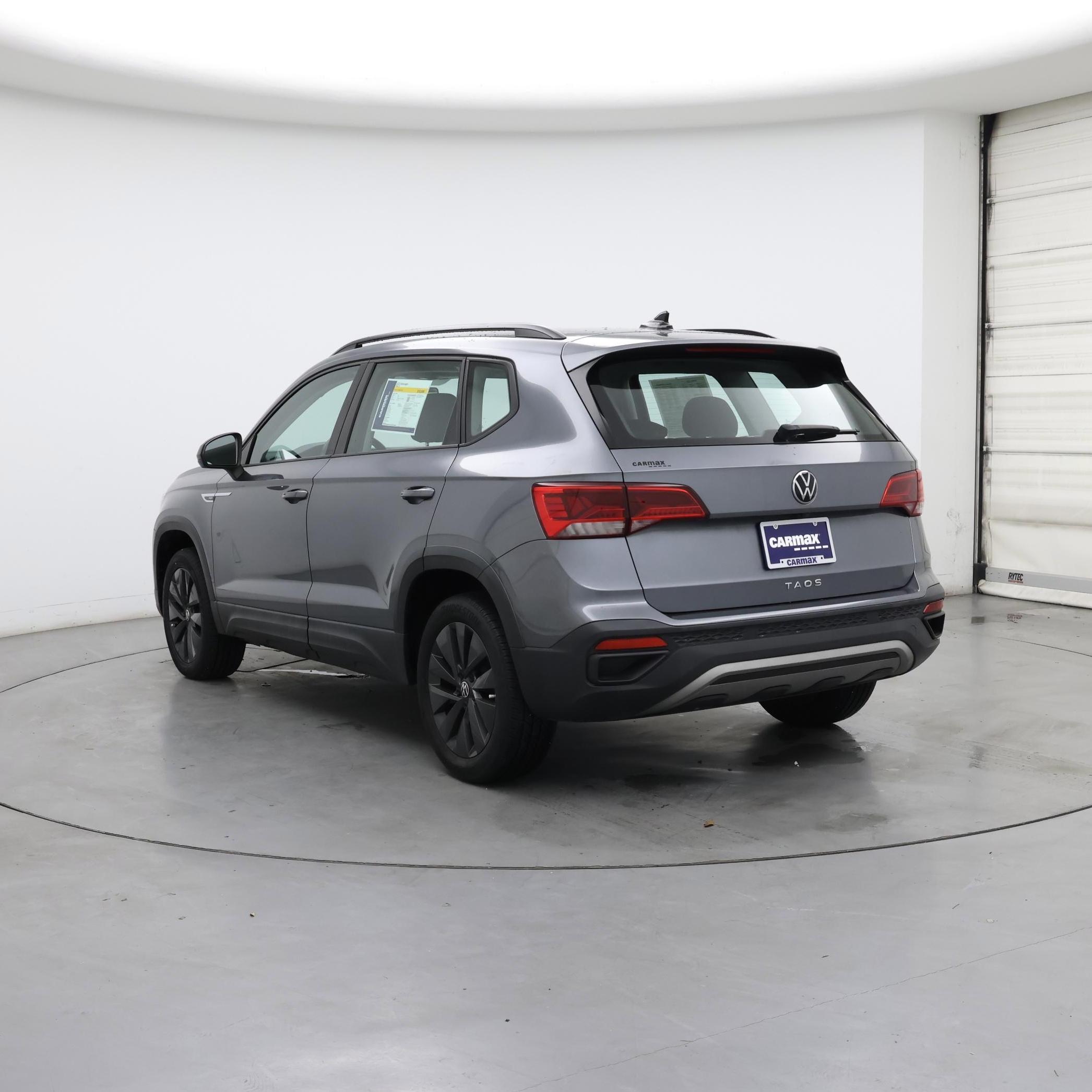 Thumbnail: 2022 Volkswagen Taos - 2