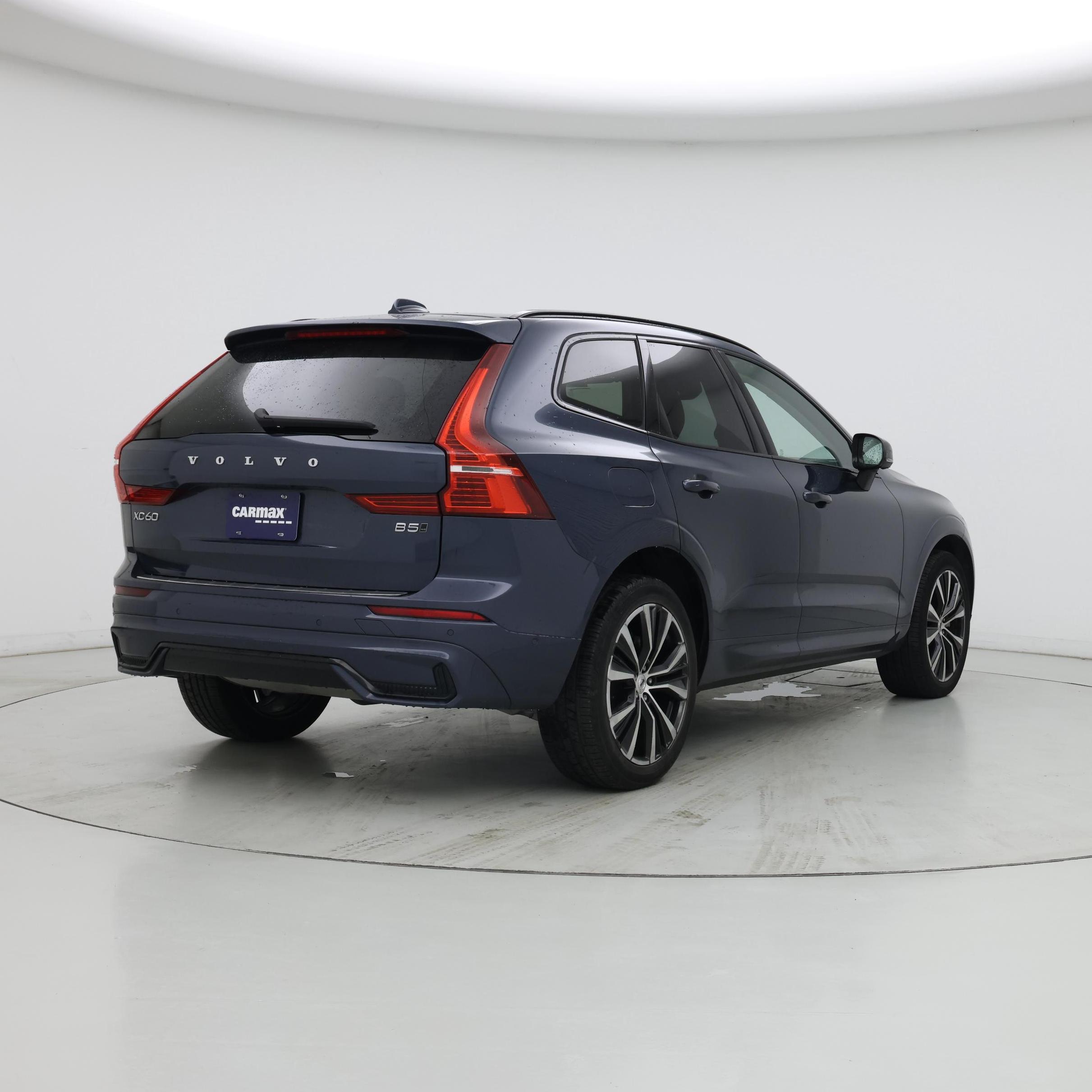 Thumbnail: 2023 Volvo XC60 - 8