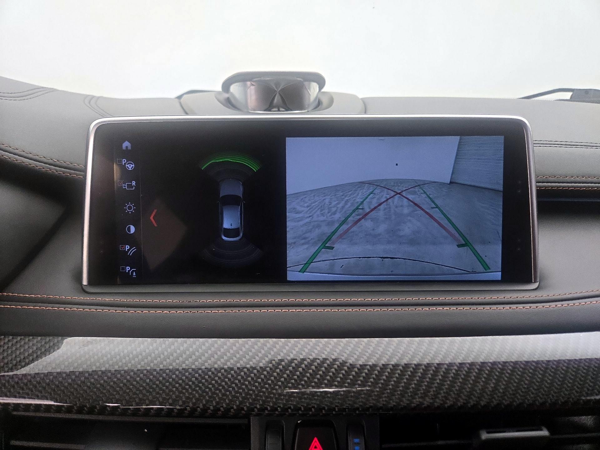 Thumbnail: 2019 BMW X6 - 15