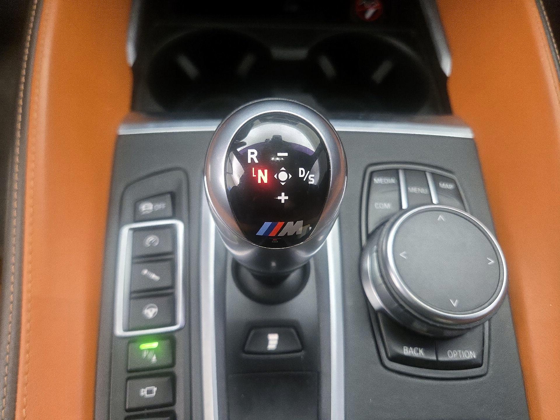 Thumbnail: 2019 BMW X6 - 18