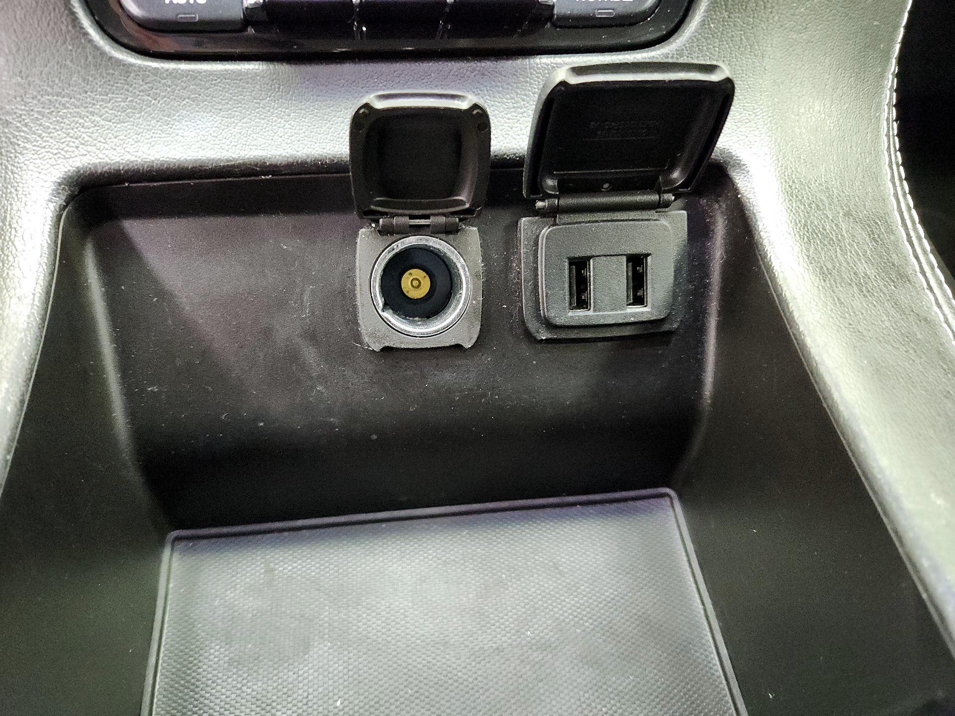 Thumbnail: 2019 Chevrolet Tahoe - 19